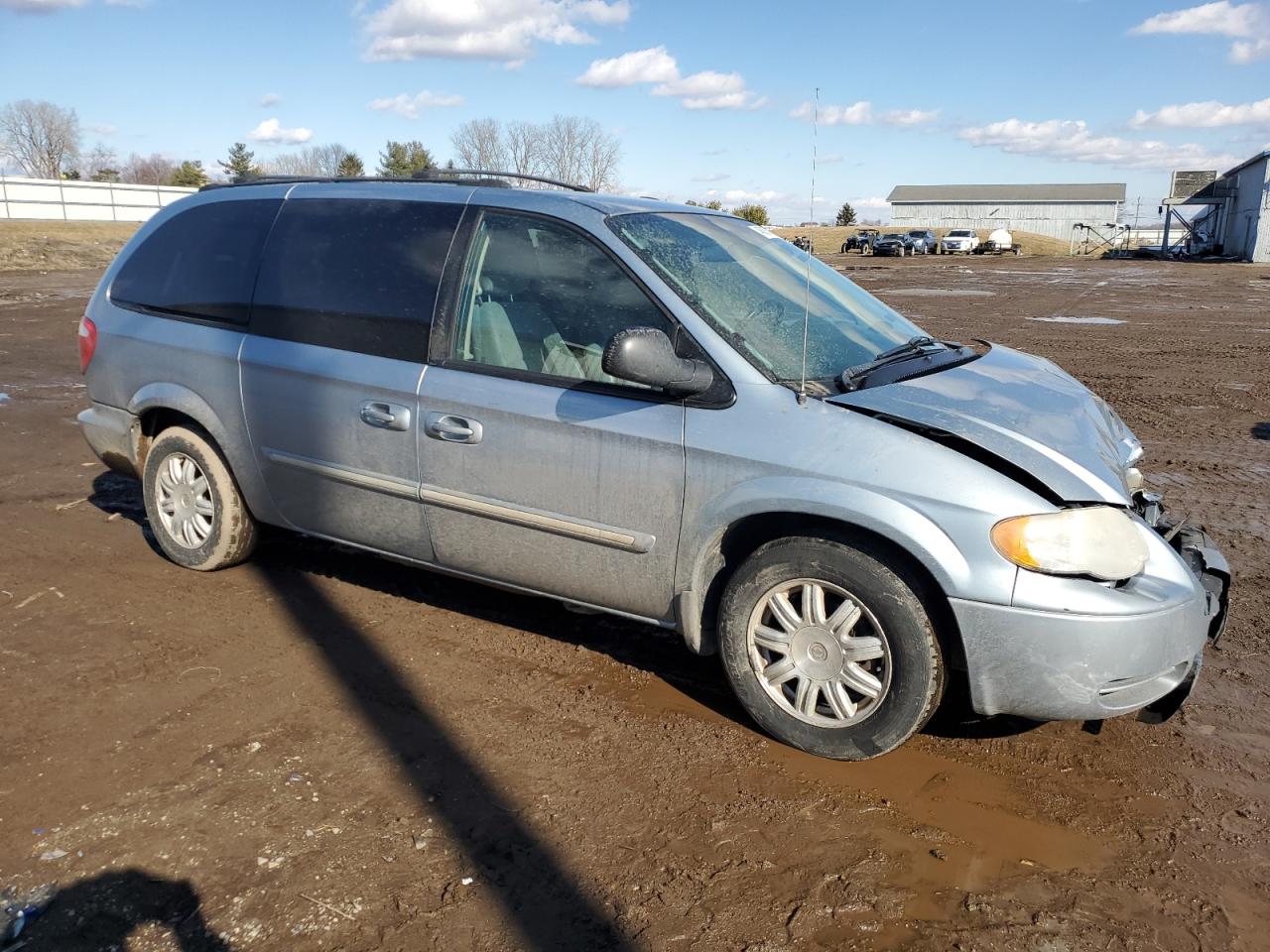2006 Chrysler Town & Country VIN 2A4GP54L06R620643 Copart auction photo, front end damage thumbnail 4