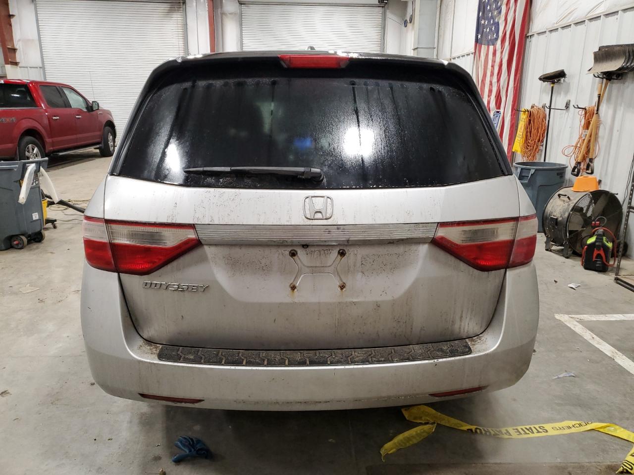 2012 Honda Odyssey VIN 5FNRL5H60CB046440 Copart auction photo, front end / minor dent/scratches damage thumbnail 6