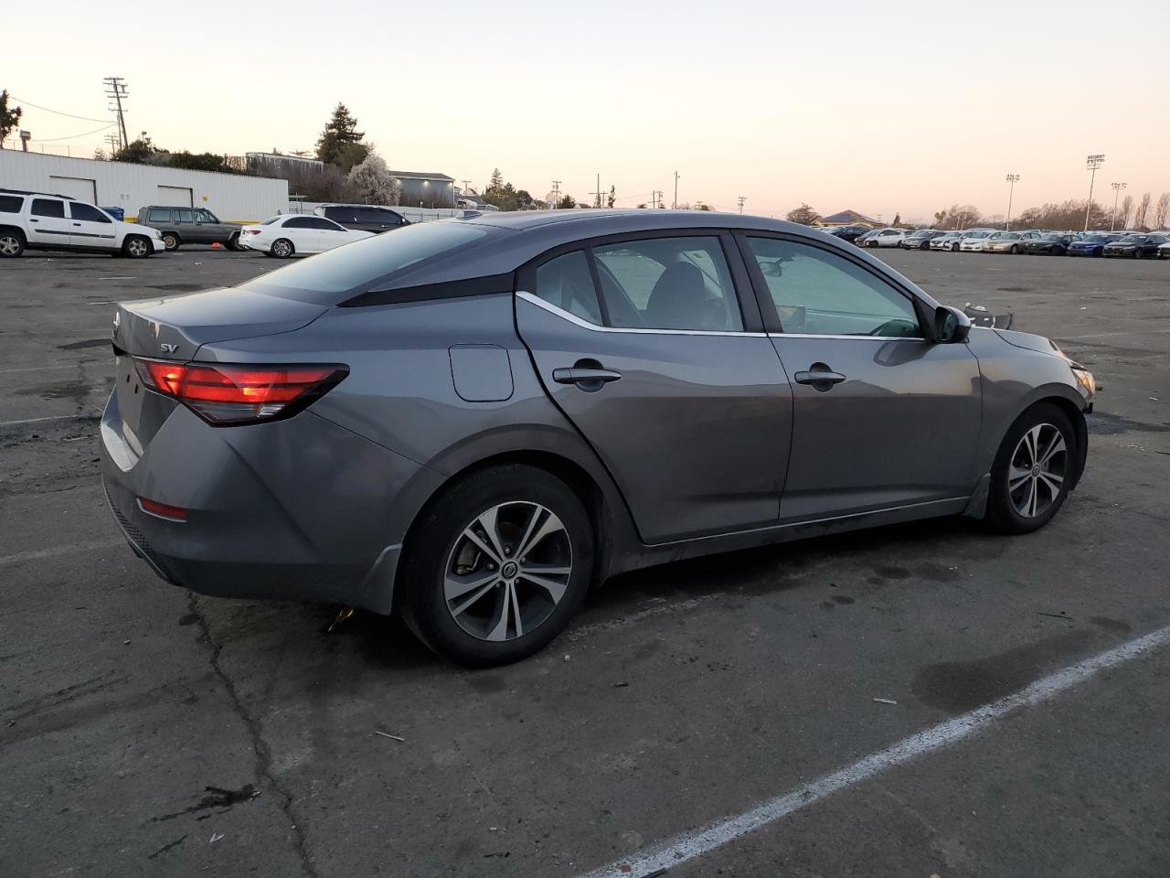 2021 Nissan Sentra VIN 3N1AB8CV0MY222329 Copart auction photo, front end / minor dent/scratches damage thumbnail 3