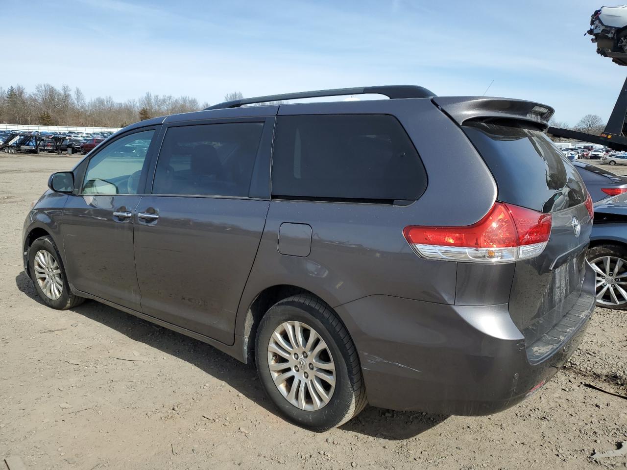 2014 Toyota Sienna VIN 5TDYK3DC2ES520045 Copart auction photo, front end damage thumbnail 2
