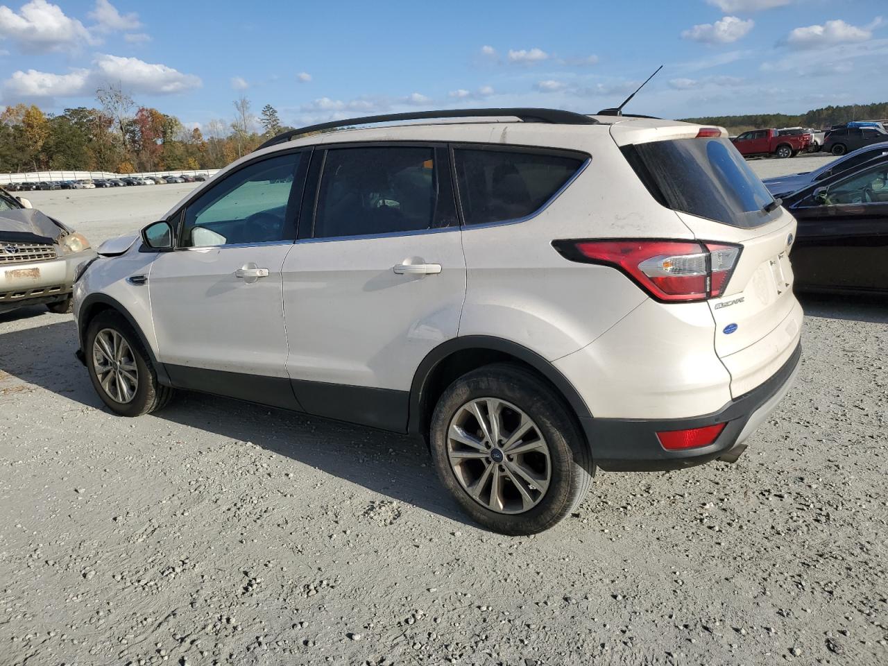 2017 Ford Escape VIN 1FMCU0GD6HUB59325 Copart auction photo, front end damage thumbnail 2
