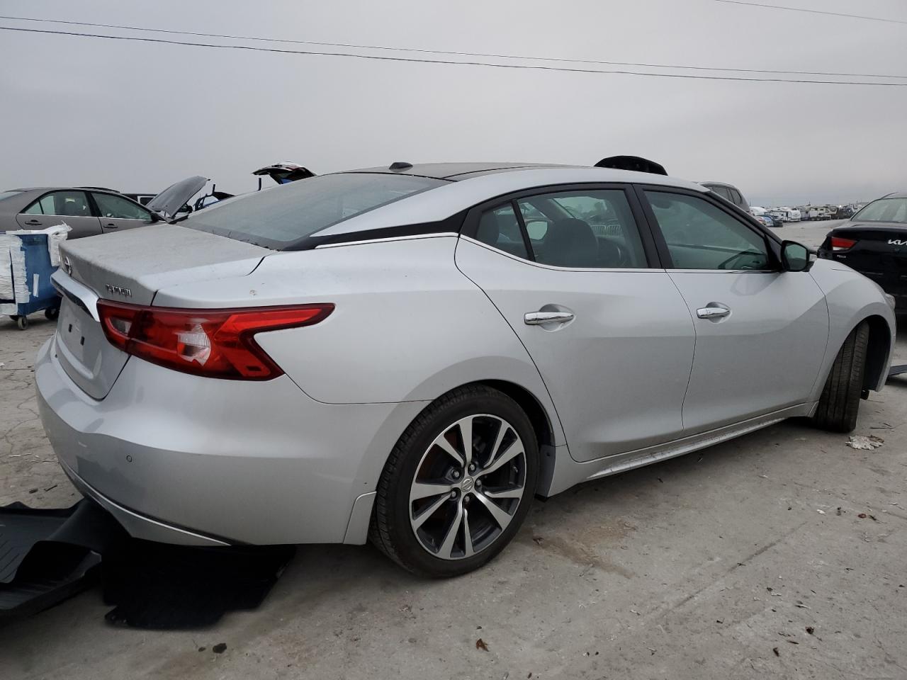 2017 Nissan Maxima VIN 1N4AA6AP1HC394463 Copart auction photo, normal wear damage thumbnail 3