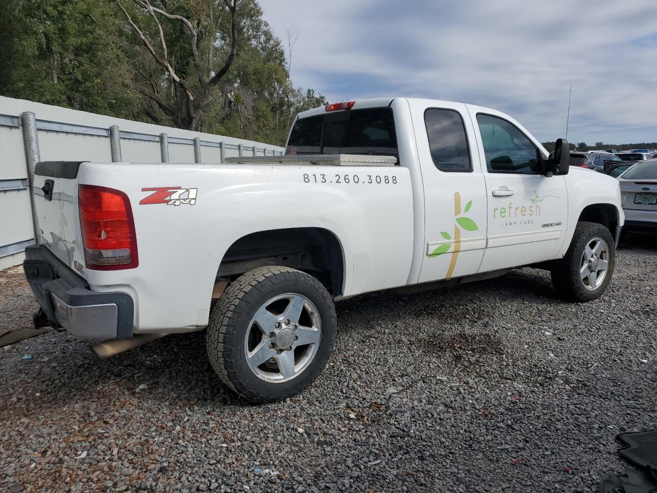 2012 GMC Sierra VIN 1GT221EGXCZ293470 Copart auction photo, rear end / front end damage thumbnail 3