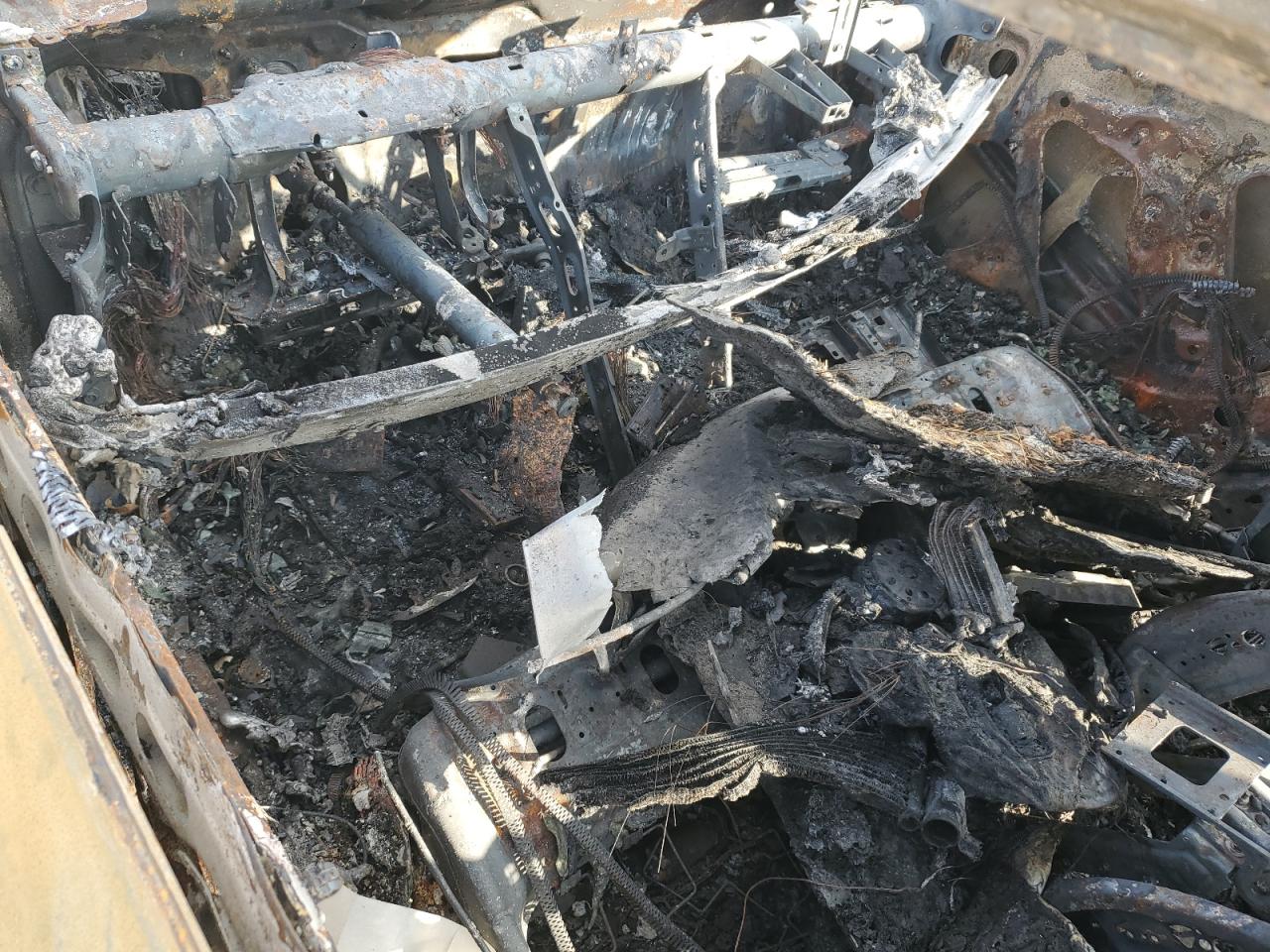 2017 Chevrolet Impala VIN 2G11X5SA6H9155603 Copart auction photo, burn damage thumbnail 8