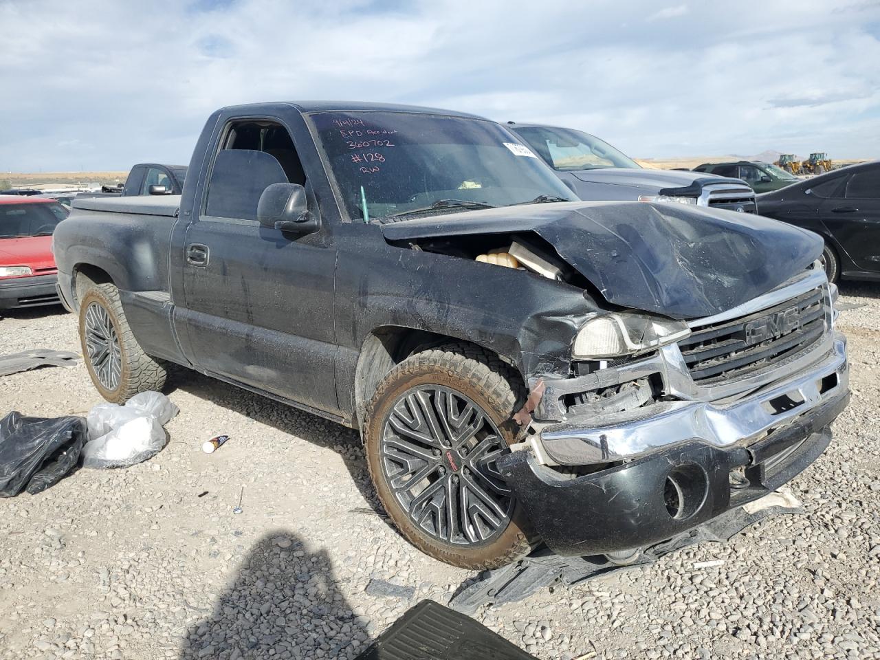 2003 GMC Sierra VIN 1GTEC14T03Z360702 Copart auction photo, front end damage thumbnail 4