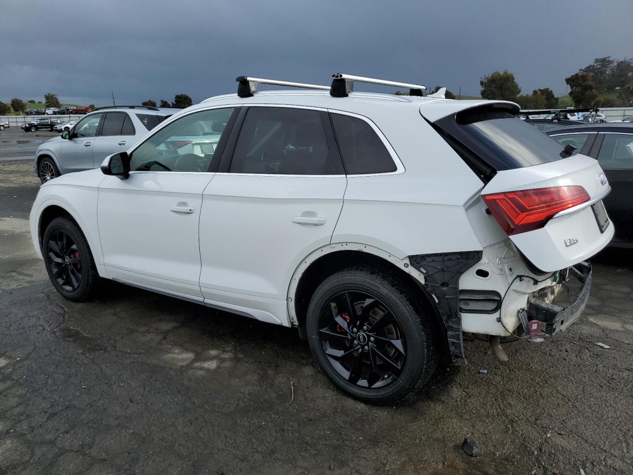 2021 Audi Q5 VIN WA1BAAFY6M2017740 Copart auction photo, rear end damage thumbnail 2