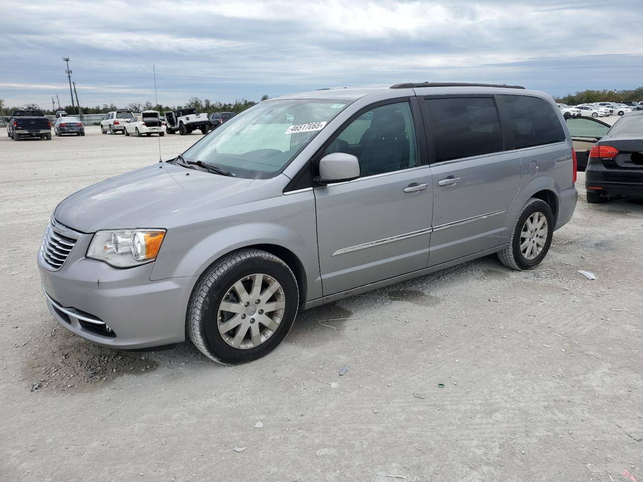 2016 Chrysler Town & Country VIN 2C4RC1BG7GR212697