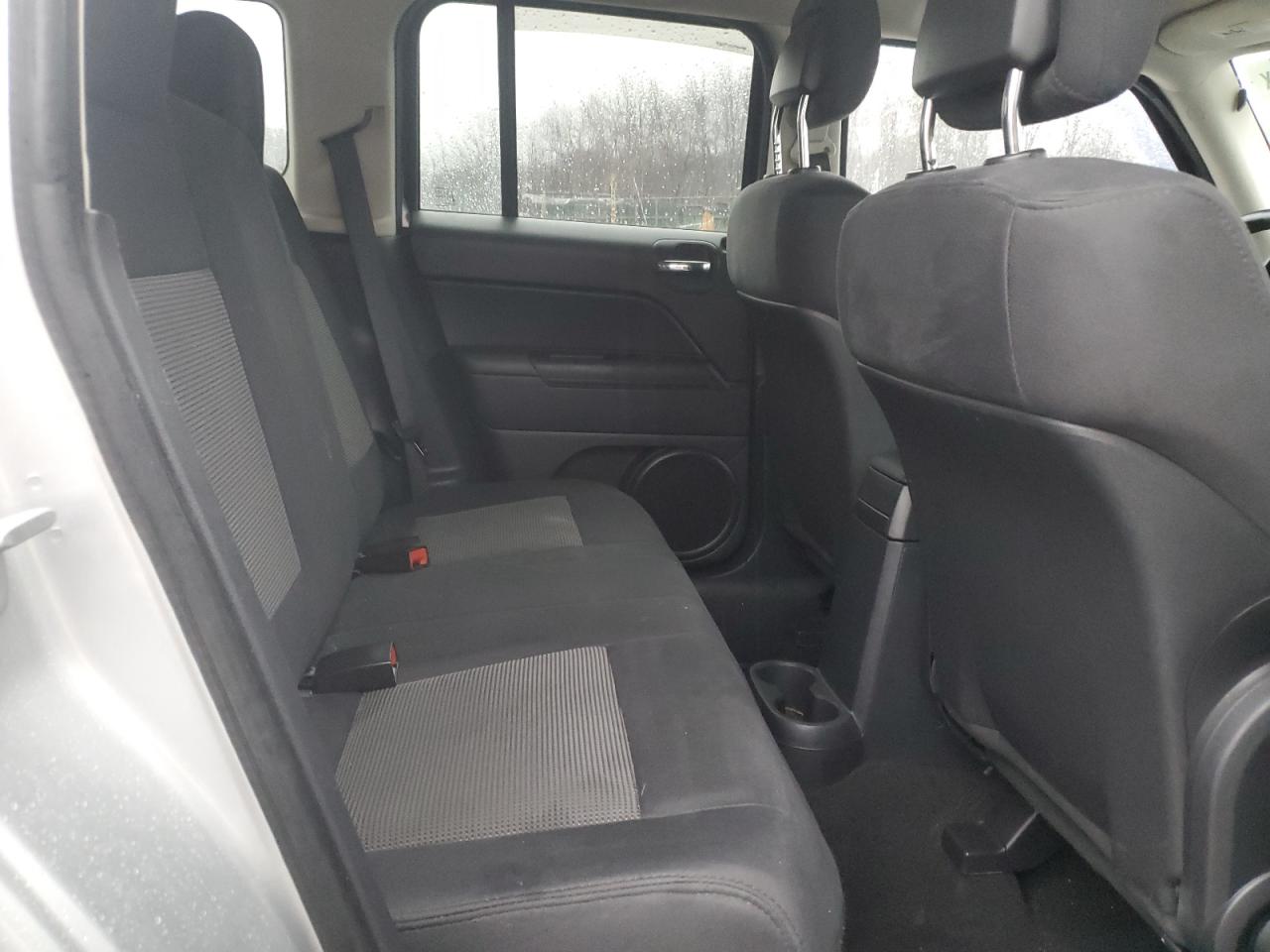 2011 Jeep Liberty (Patriot) VIN 1J4NF1GB9BD277298 Copart auction photo, mechanical / normal wear damage thumbnail 11