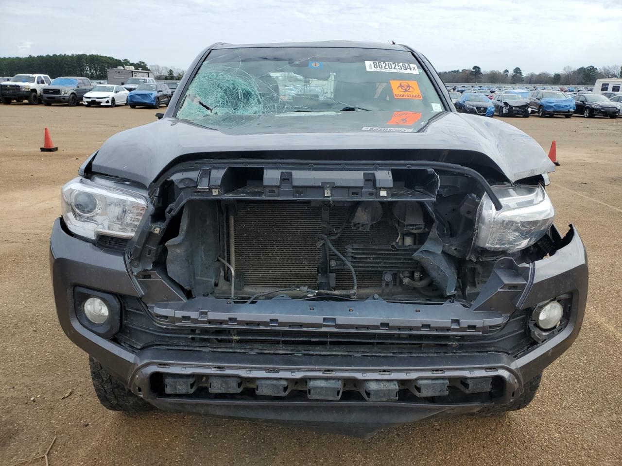 2019 Toyota Tacoma VIN 5TFCZ5AN8KX192708 Copart auction photo, all over / front end damage thumbnail 5