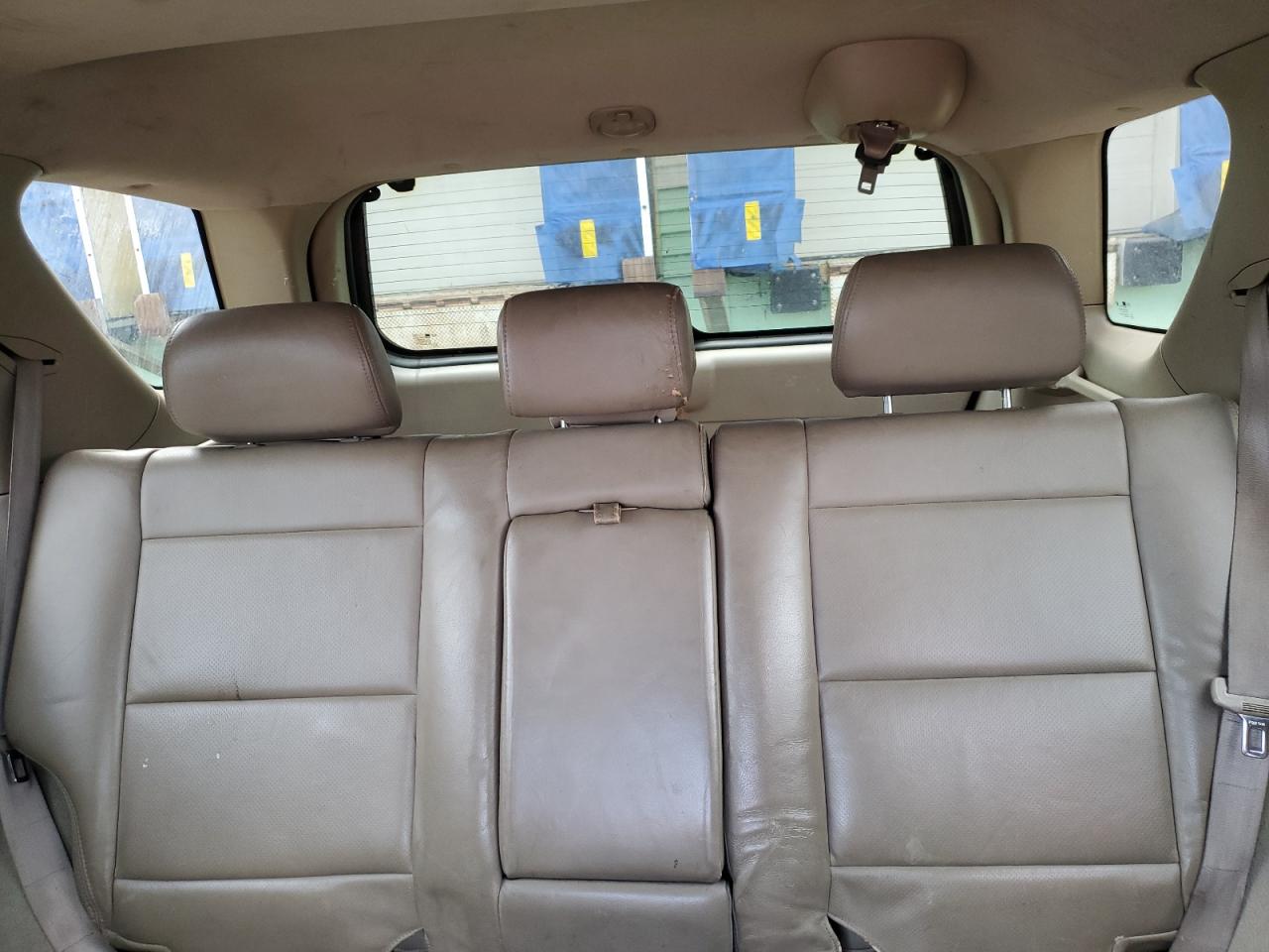 2003 KIA Sorento VIN KNDJD733735114785 Copart auction photo, rear end damage thumbnail 10