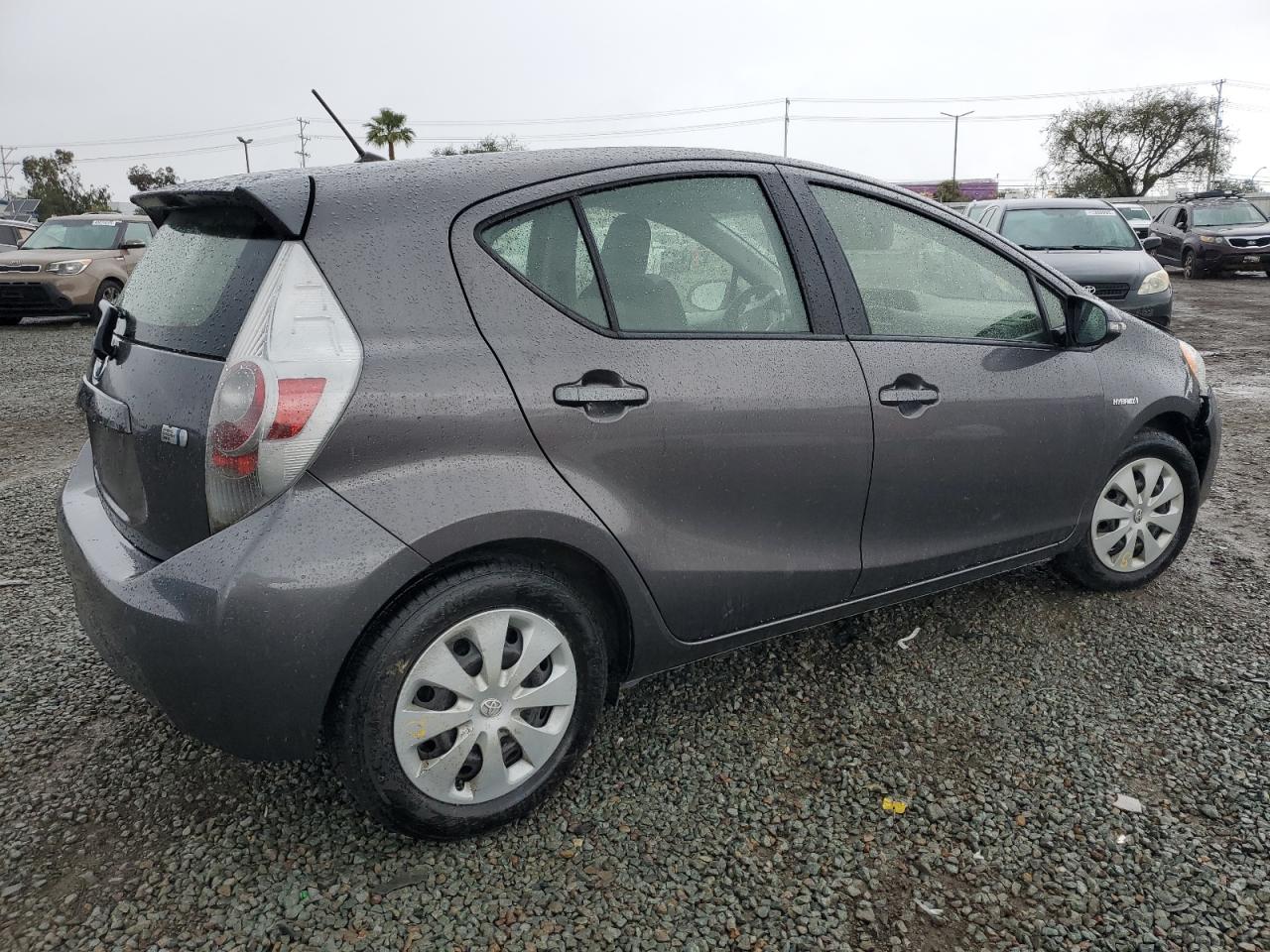 2013 Toyota Prius VIN JTDKDTB31D1552208 Copart auction photo, front end damage thumbnail 3