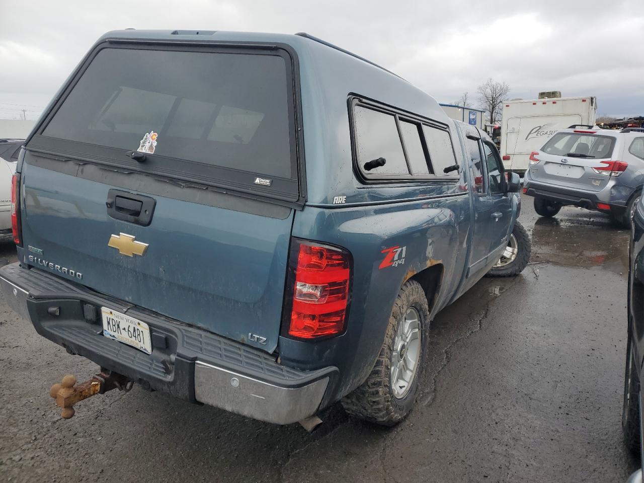 2011 Chevrolet Silverado VIN 1GCRKTE35BZ309712 Copart auction photo, front end damage thumbnail 3