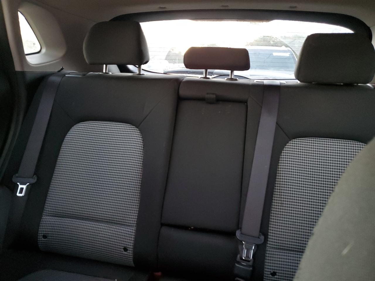 2018 Hyundai Kona VIN KM8K22AA4JU146638 Copart auction photo, front end / minor dent/scratches damage thumbnail 10
