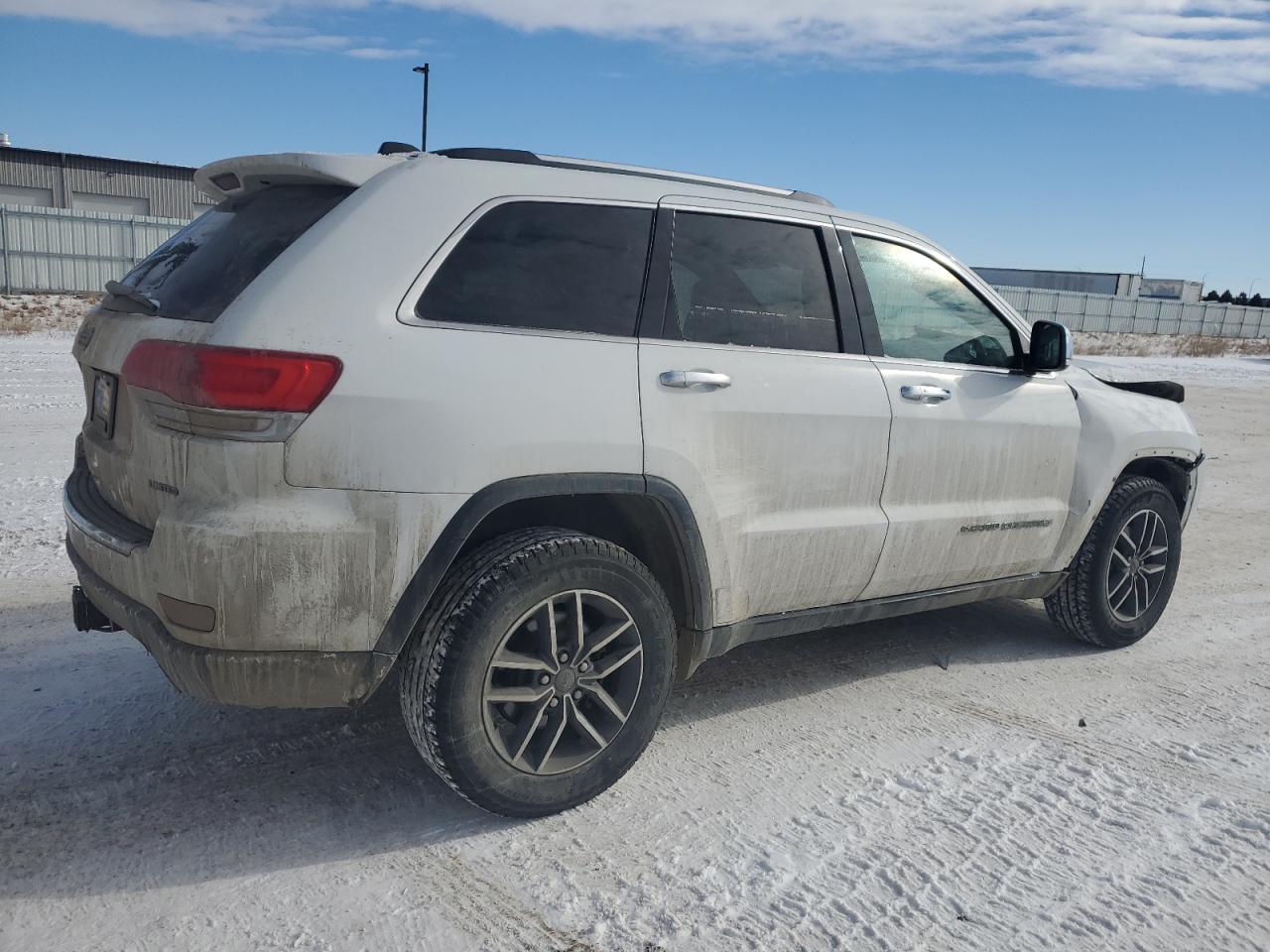 2019 Jeep Grand Cherokee VIN 1C4RJFBG4KC772536 Copart auction photo, front end / side damage thumbnail 3