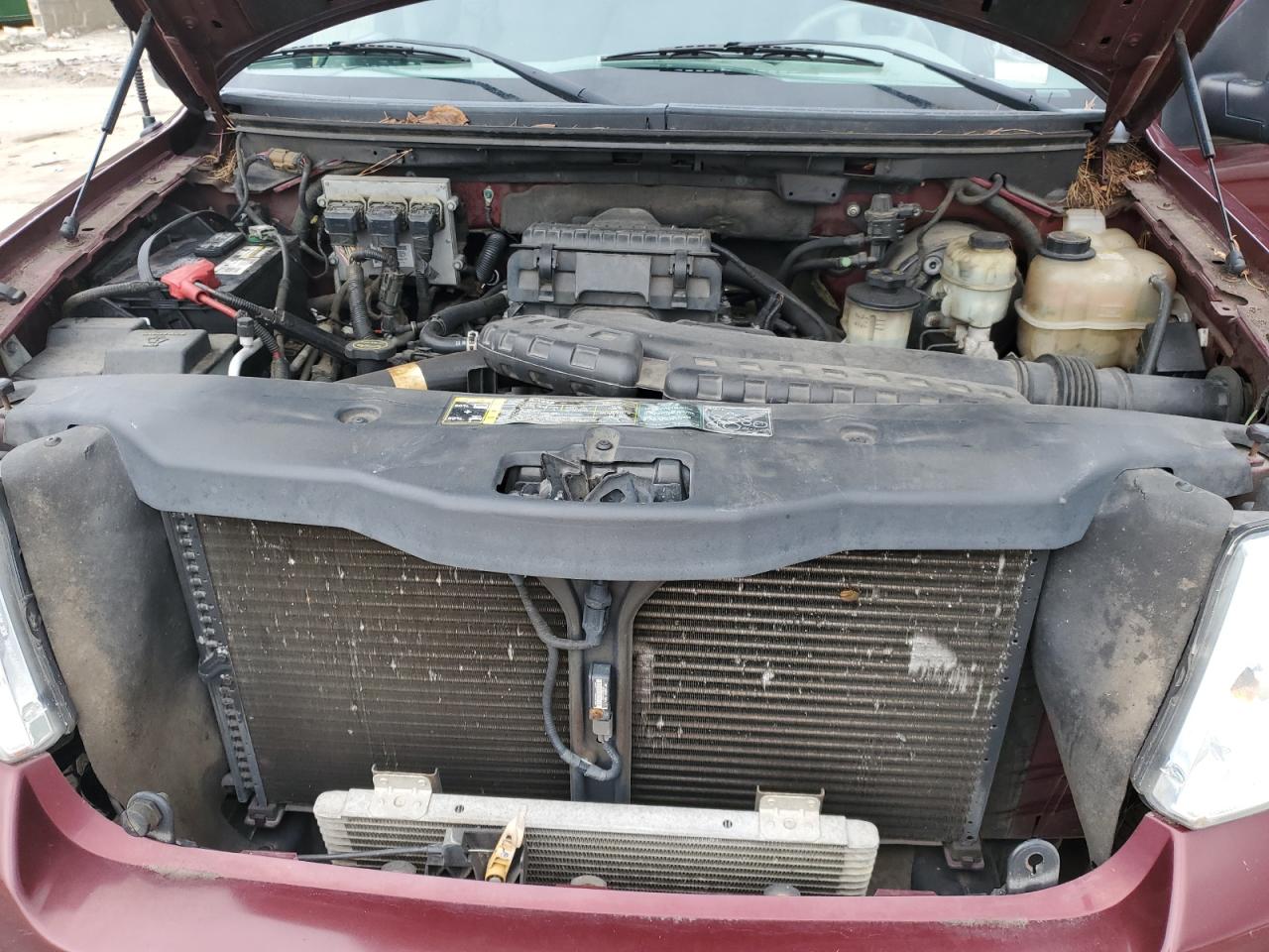 2004 Ford F-150 VIN 1FTPX14524NB80399 Copart auction photo, rear end damage thumbnail 11