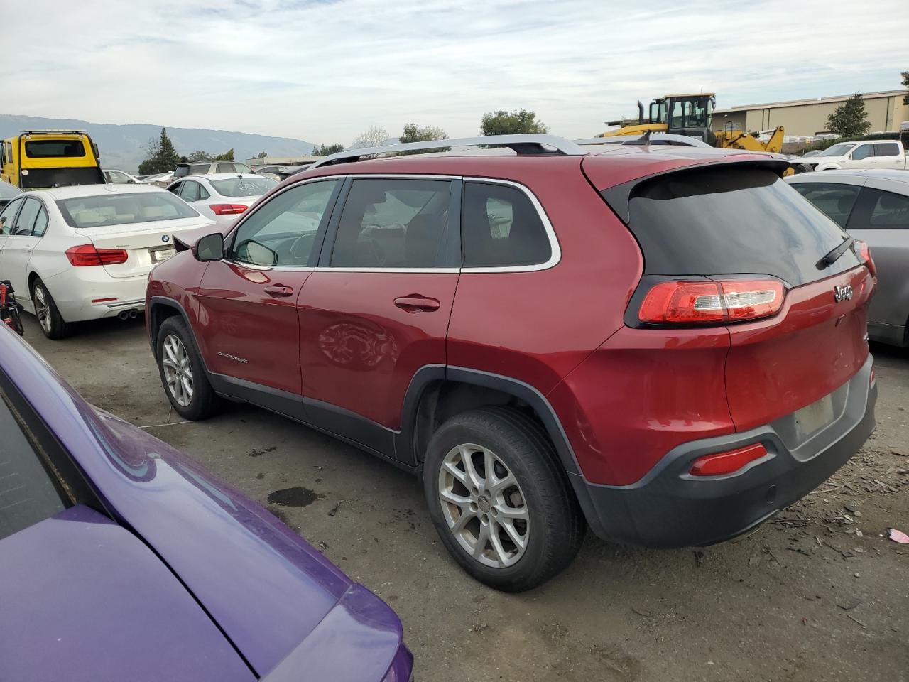 2017 Jeep Grand Cherokee VIN 1C4PJLCB7HW549374 Copart auction photo, front end damage thumbnail 2
