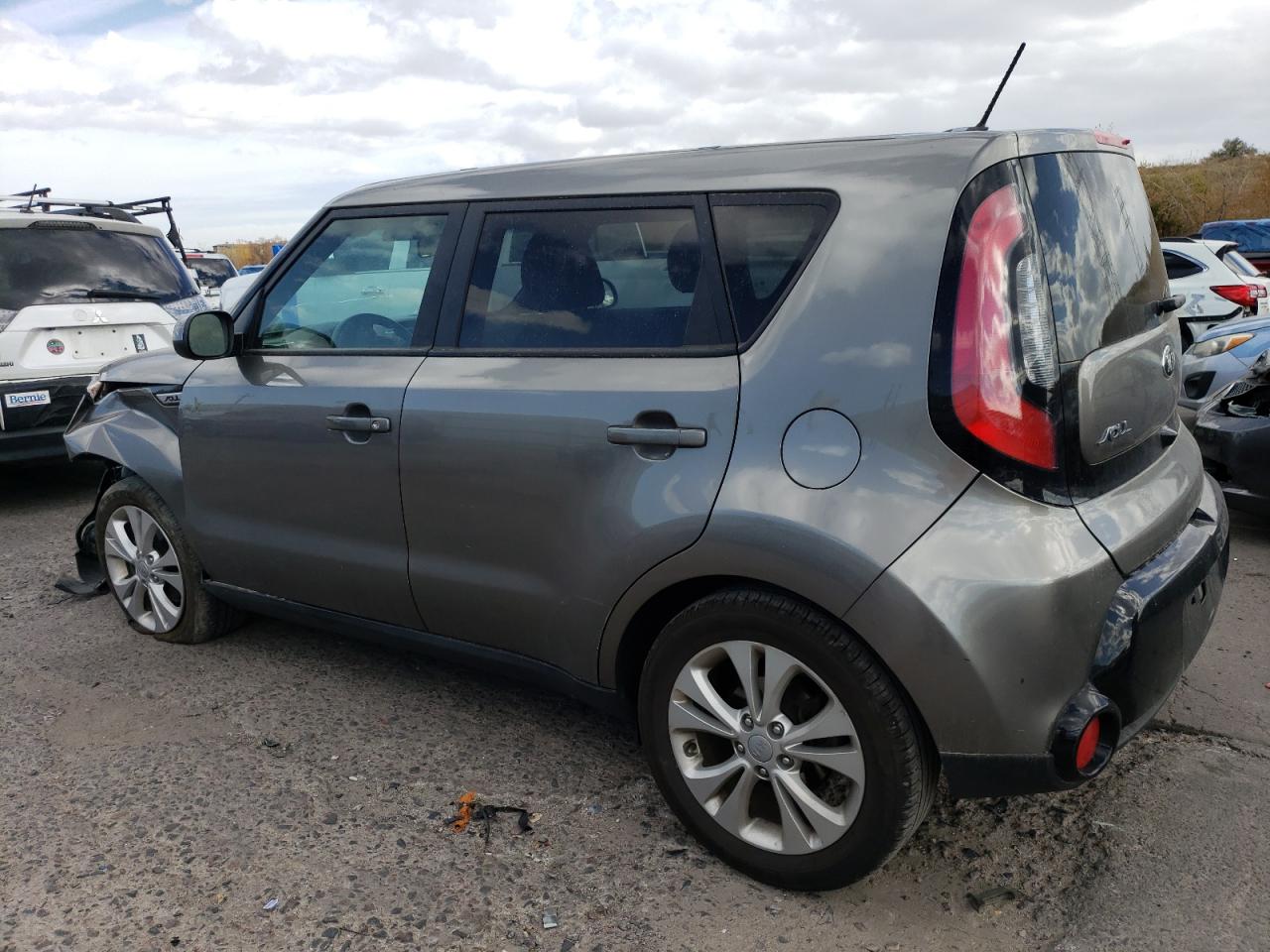 2016 KIA Soul VIN KNDJP3A52G7307554 Copart auction photo, front end / minor dent/scratches damage thumbnail 2