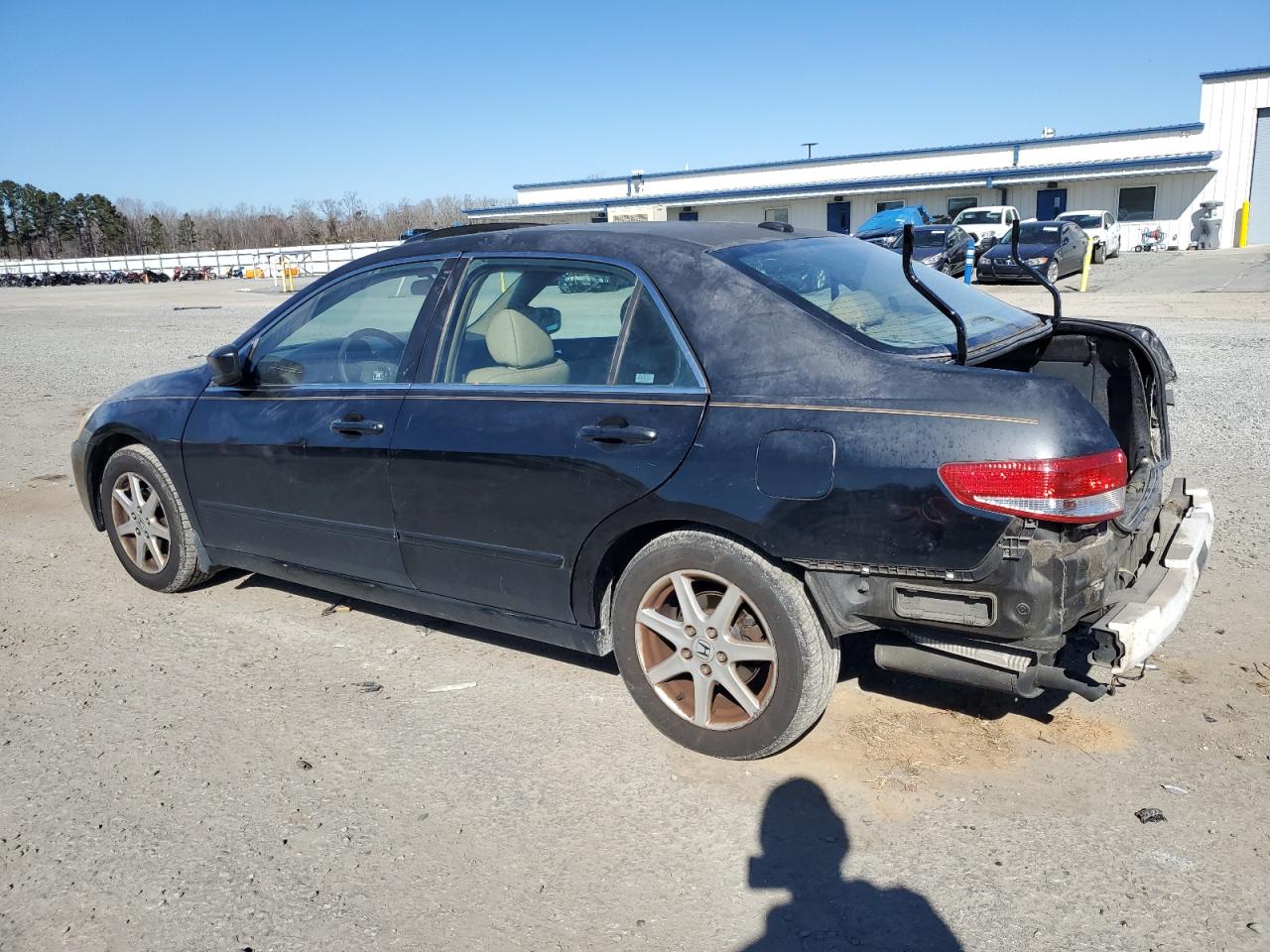 2004 Honda Accord VIN 1HGCM66594A071562 Copart auction photo, rear end / minor dent/scratches damage thumbnail 2