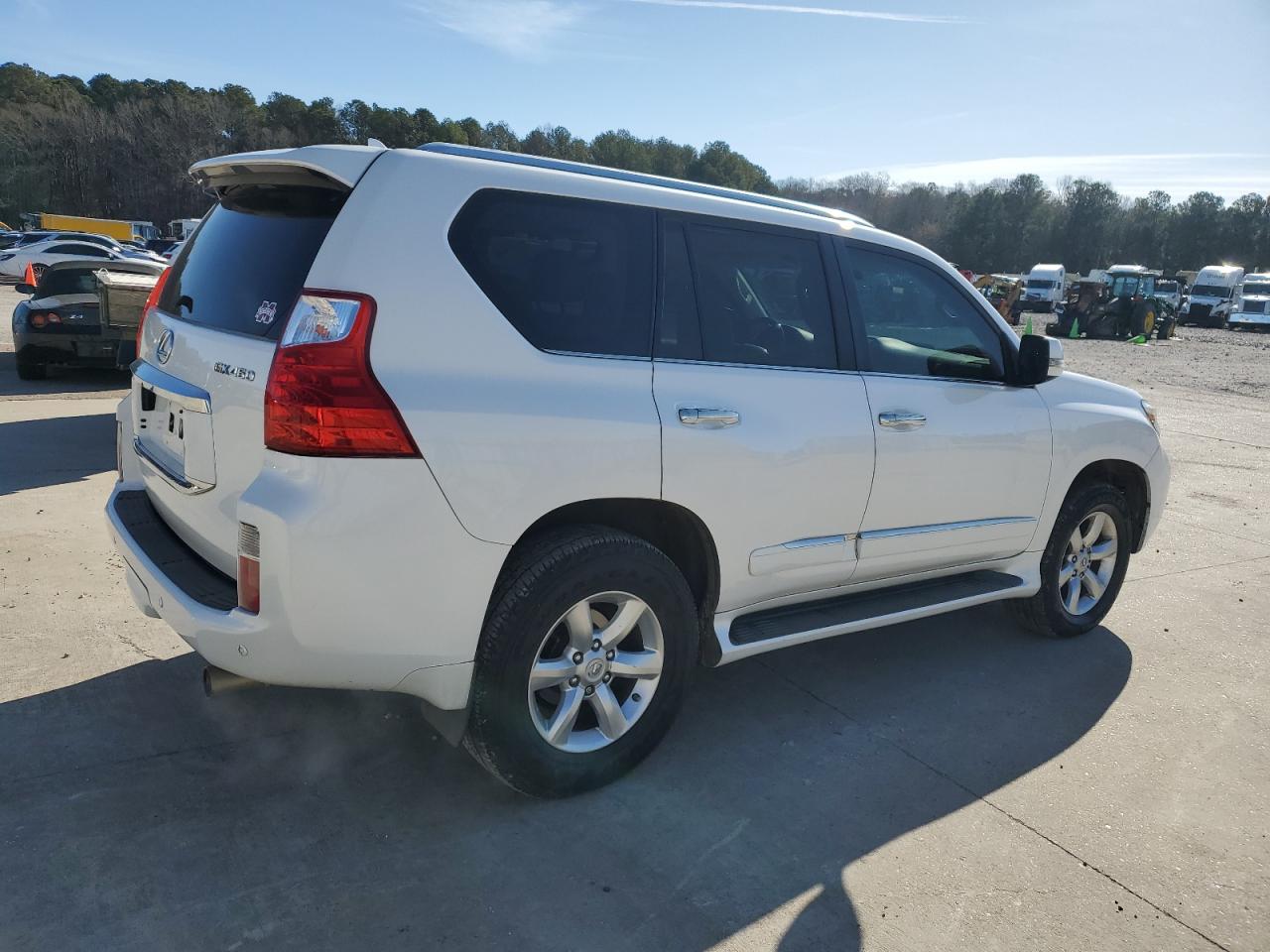 2012 Lexus GX VIN JTJBM7FX3C5045108 Copart auction photo, normal wear damage thumbnail 3