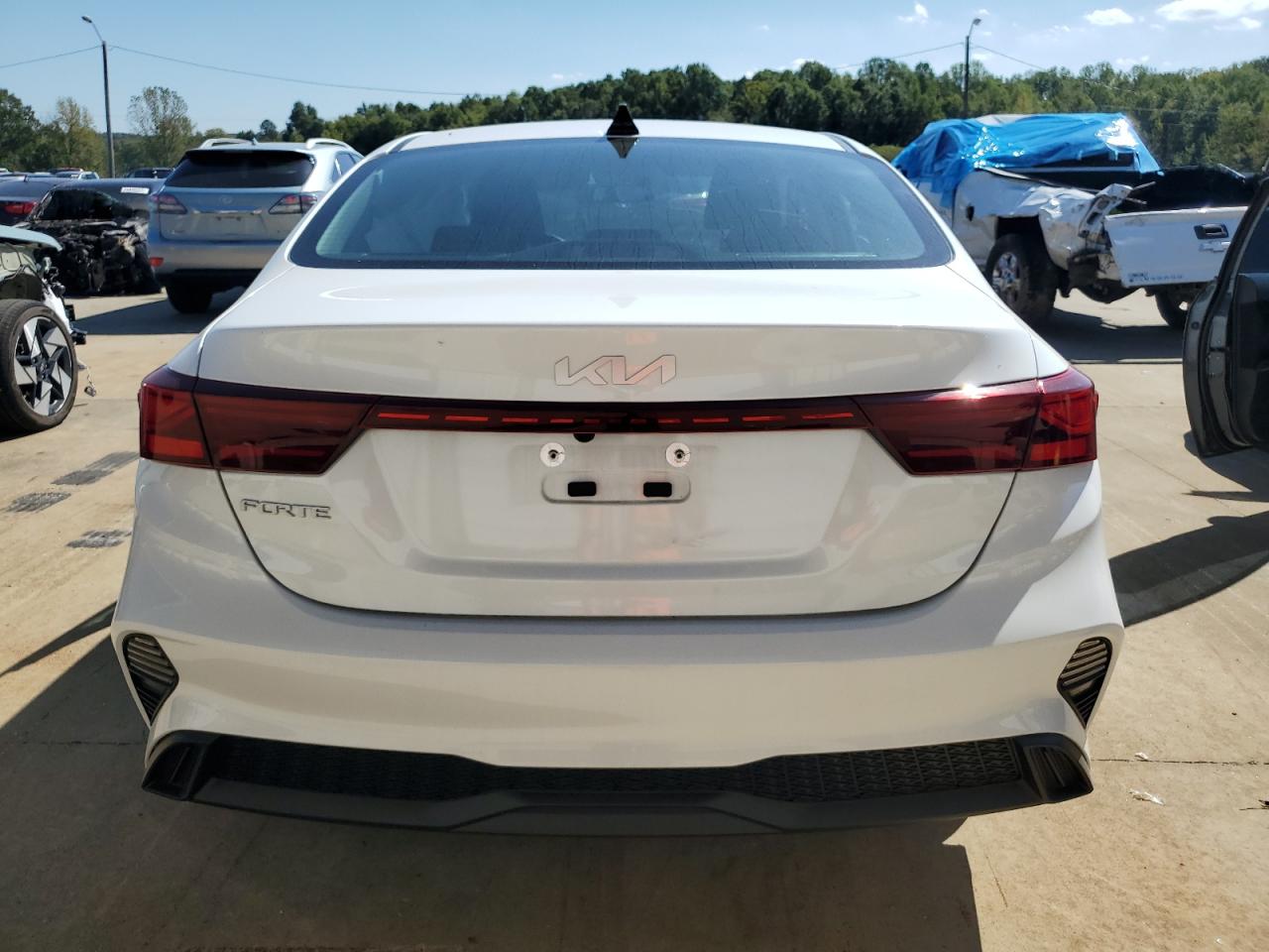 2024 KIA Forte VIN 3KPF24AD5RE695643 Copart auction photo, side damage thumbnail 6