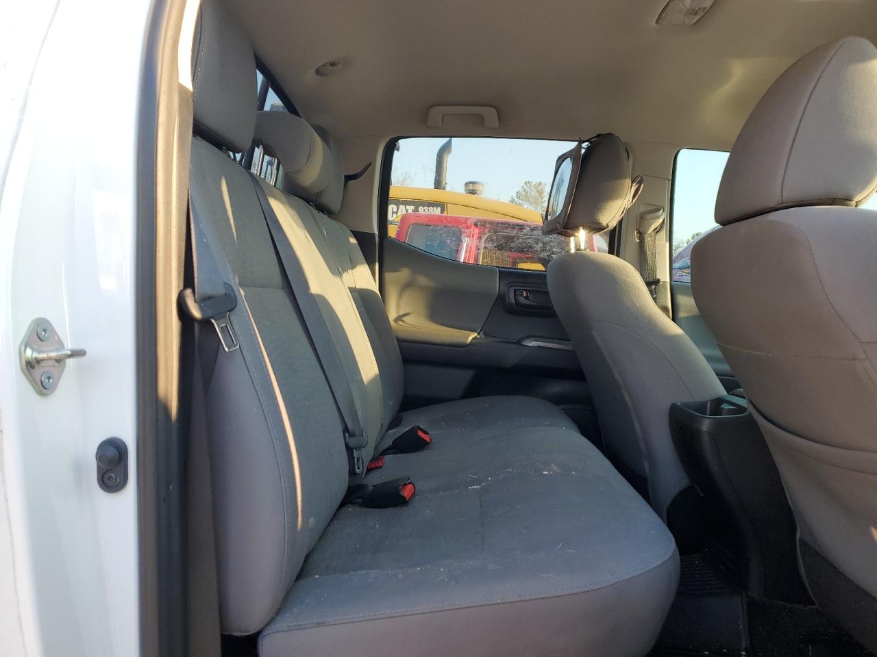 2019 Toyota Tacoma VIN 3TMAZ5CN4KM108216 Copart auction photo, front end / minor dent/scratches damage thumbnail 10