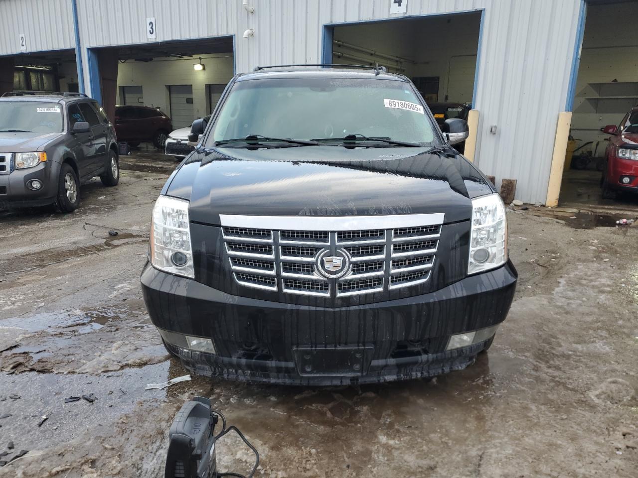 2010 Cadillac Escalade VIN 1GYUKCEF5AR224284 Copart auction photo, side damage thumbnail 5