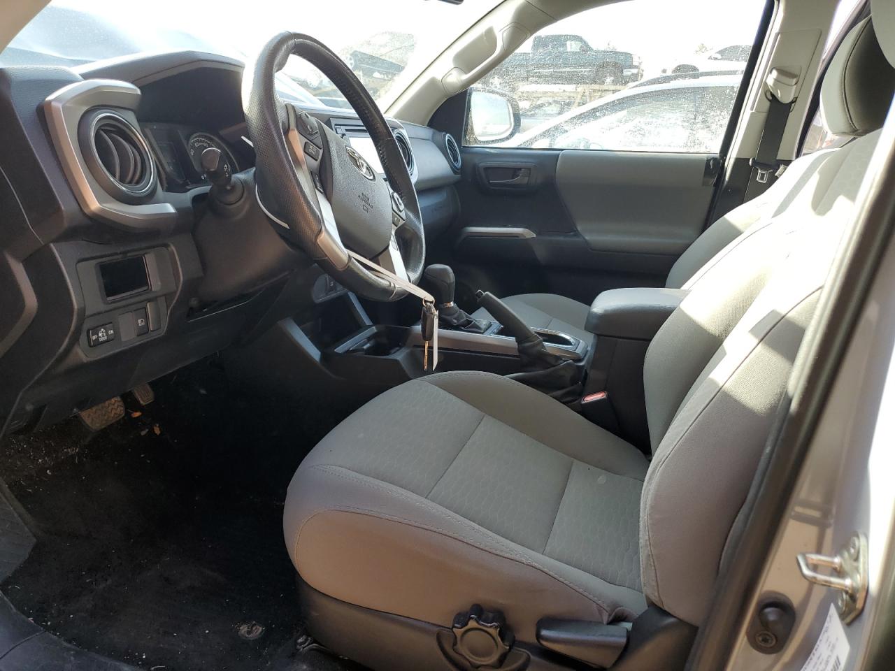 2019 Toyota Tacoma VIN 3TMCZ5AN5KM263000 Copart auction photo, front end / side damage thumbnail 7