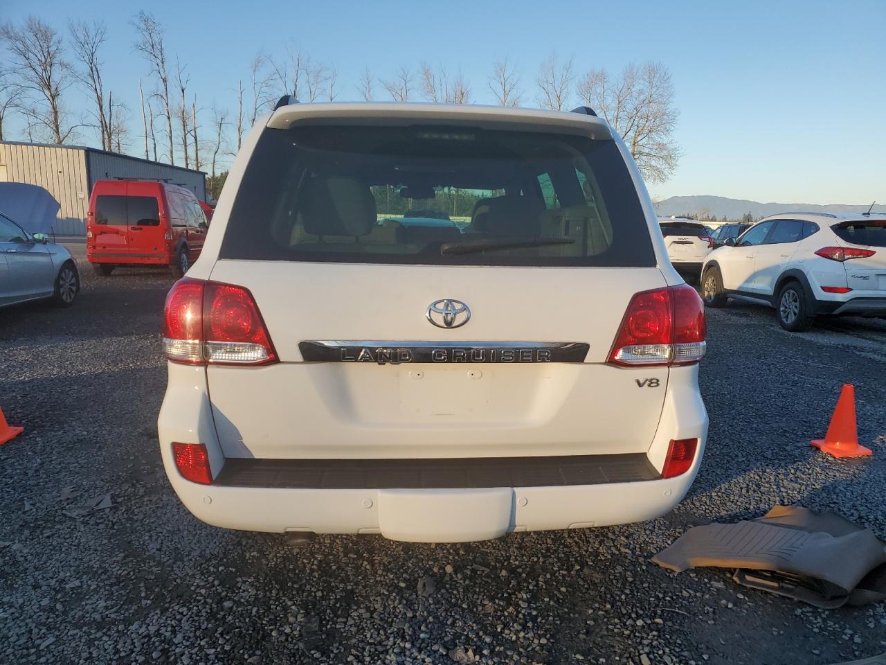 2008 Toyota Land Cruiser VIN JTMHY05J485002846 Copart auction photo, water/flood damage thumbnail 6