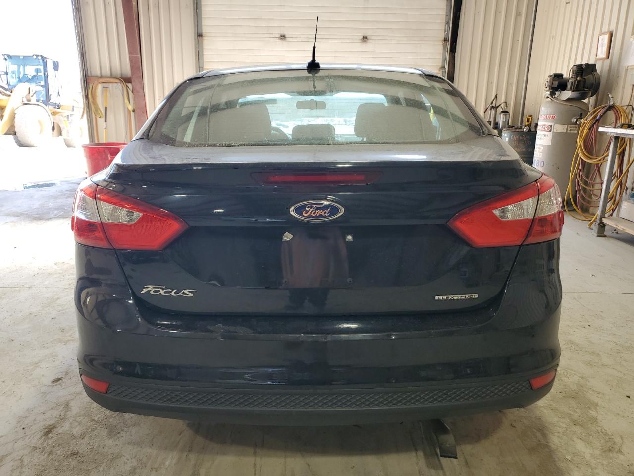 2013 Ford Focus VIN 1FADP3E28DL331640 Copart auction photo, front end damage thumbnail 6