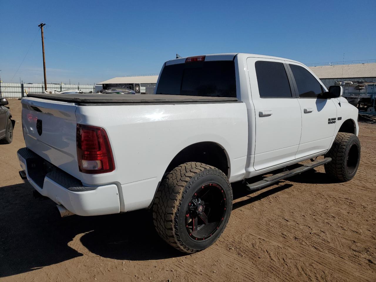 2017 RAM 1500 VIN 1C6RR6MT4HS574340 Copart auction photo, normal wear damage thumbnail 3