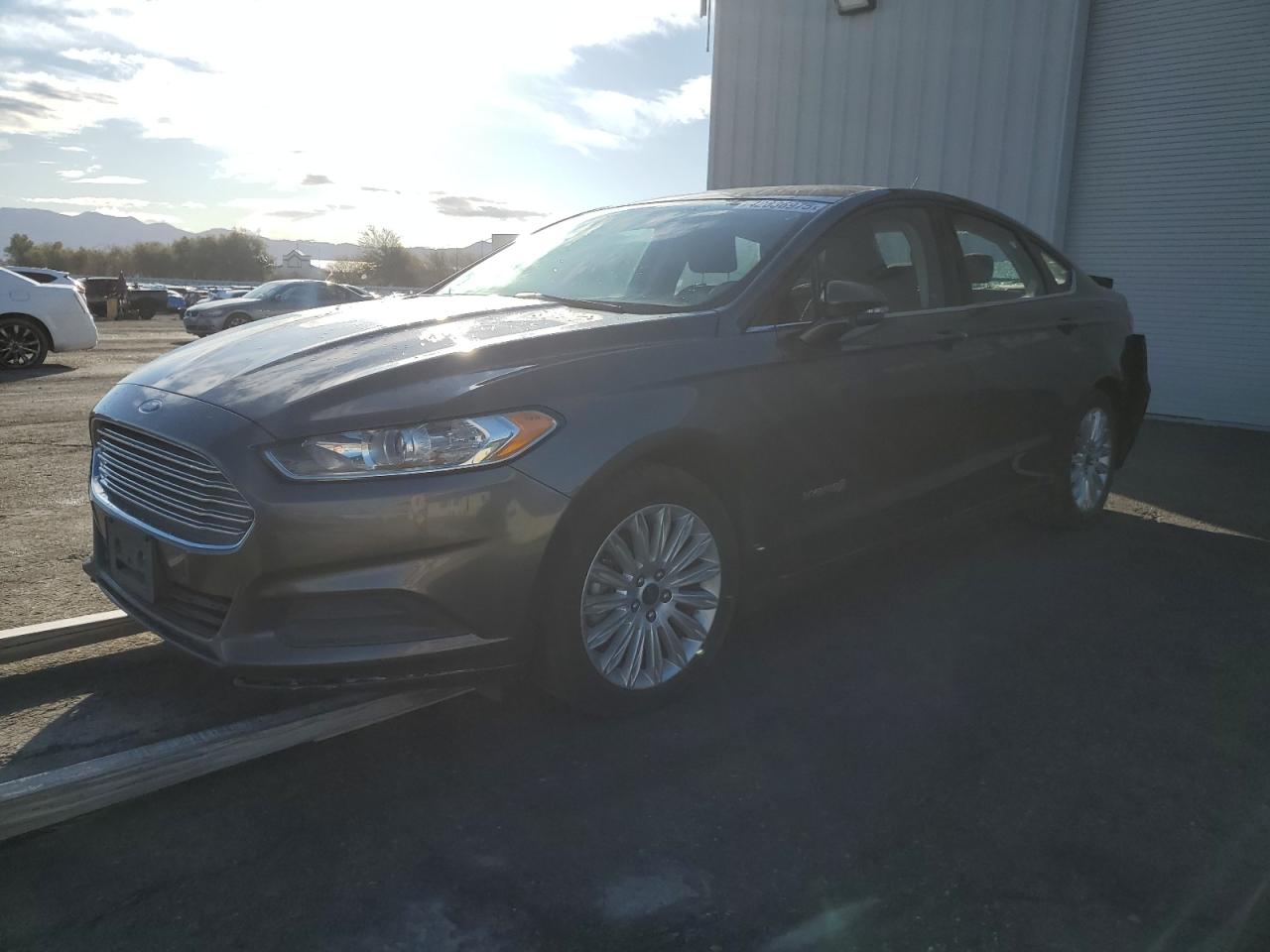 2016 Ford Fusion VIN 3FA6P0LU8GR261011
