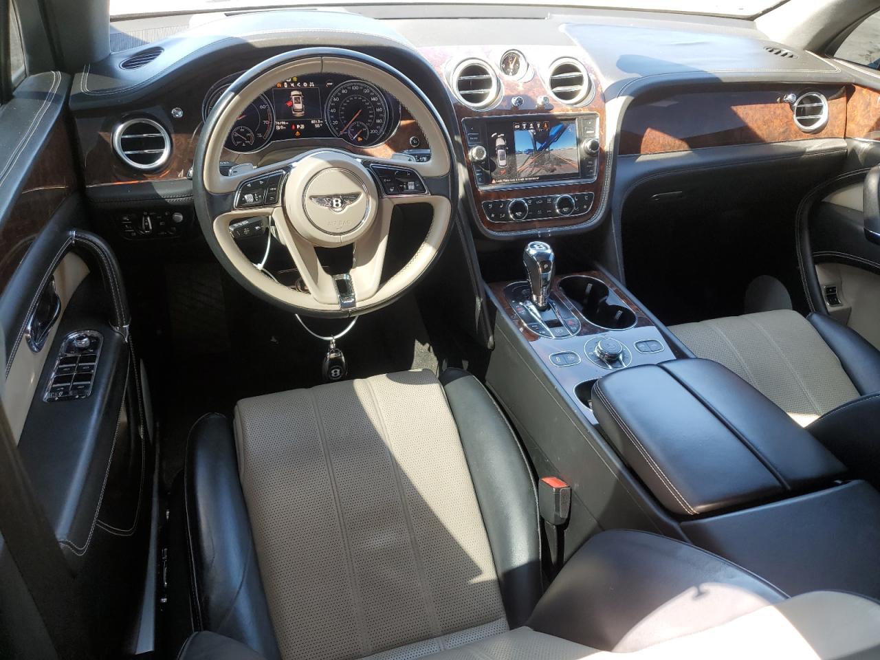 2018 Bentley Bentayga VIN SJAAC4ZV0JC020171 Copart auction photo, side / rear end damage thumbnail 8