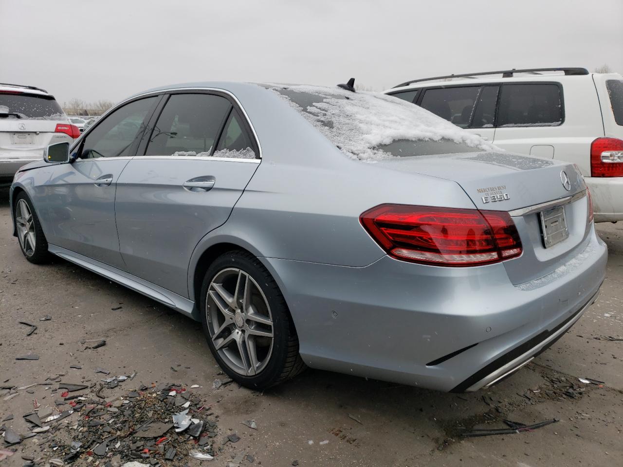 2014 Mercedes-Benz E-klasse VIN WDDHF8JB0EB043917 Copart auction photo, front end / minor dent/scratches damage thumbnail 2