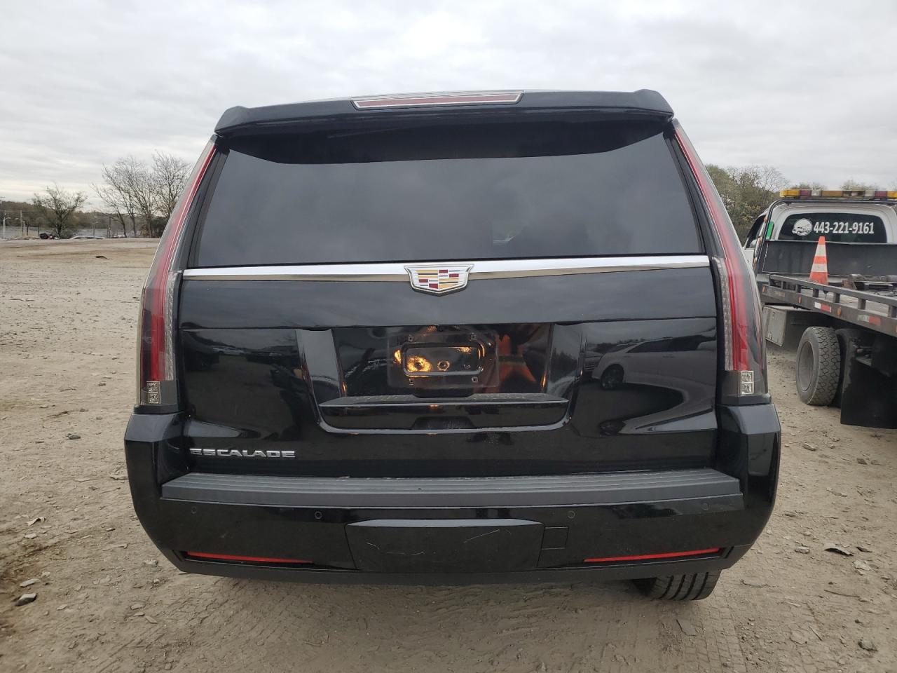 2019 Cadillac Escalade VIN 1GYS4AKJ9KR133891 Copart auction photo, front end / rear end damage thumbnail 6