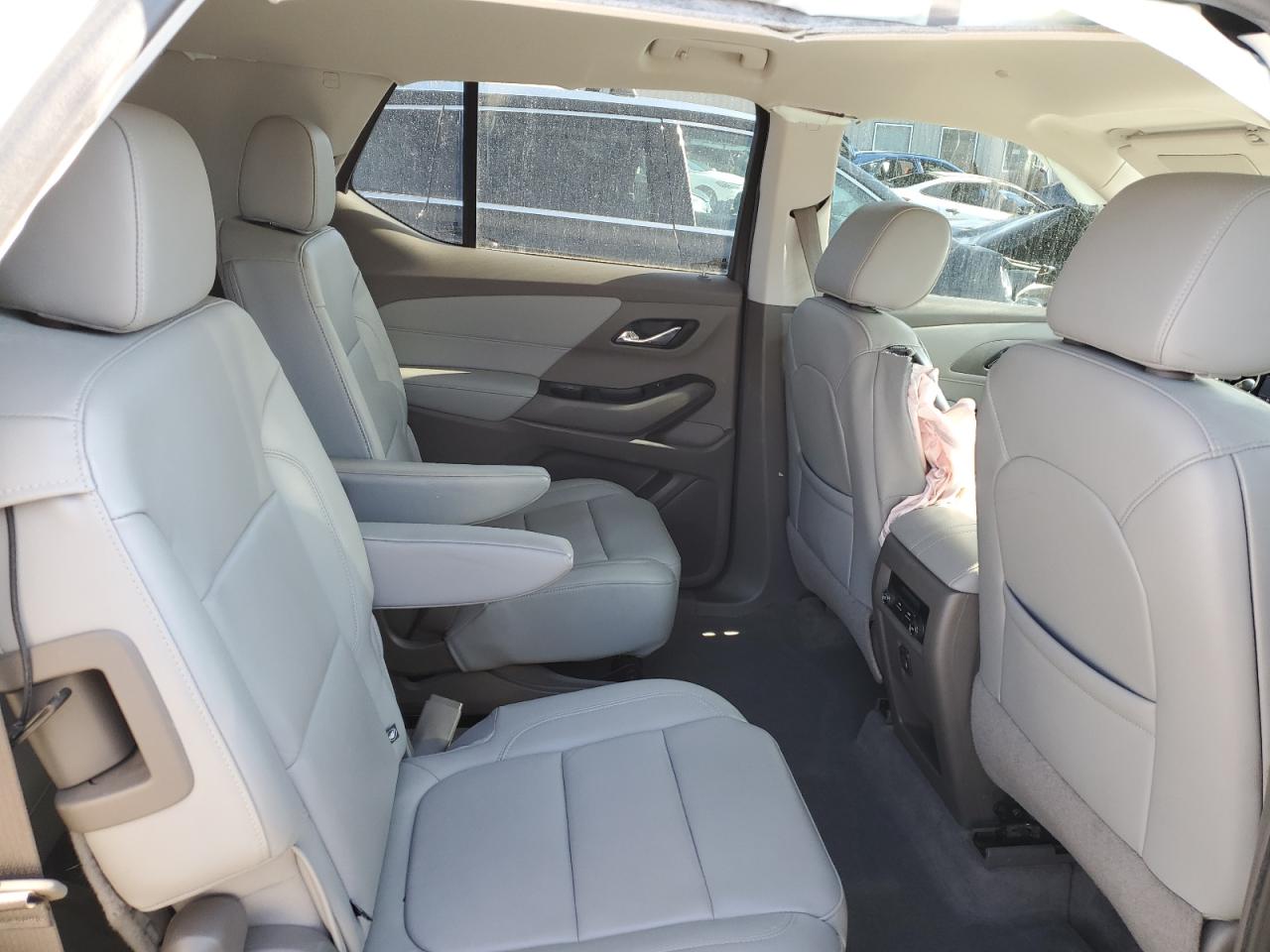 2020 Chevrolet Traverse VIN 1GNERHKW3LJ250107 Copart auction photo, front end / side damage thumbnail 11