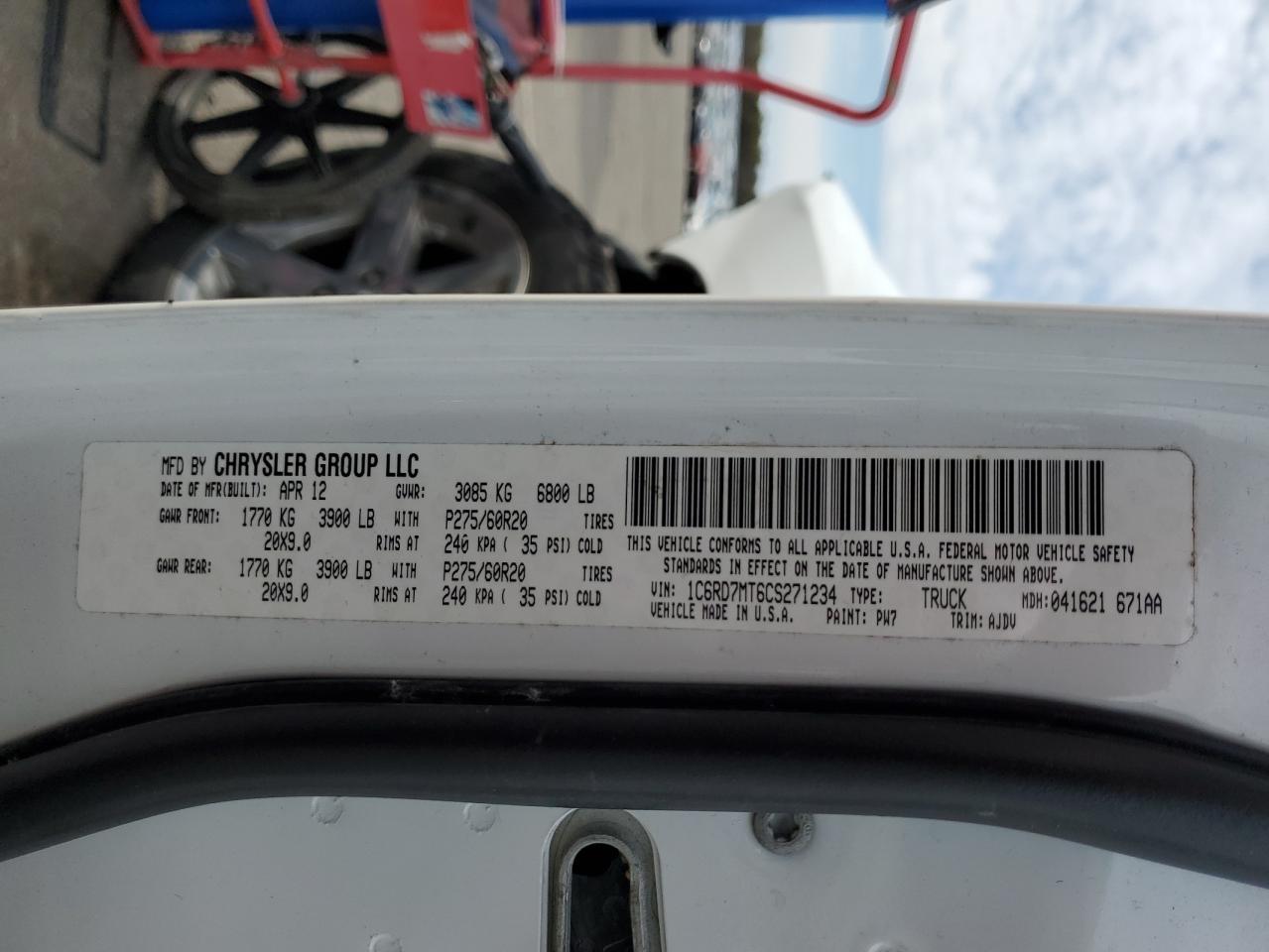 2012 Dodge RAM VIN 1C6RD7MT6CS271234 Copart auction photo, front end / minor dent/scratches damage thumbnail 14