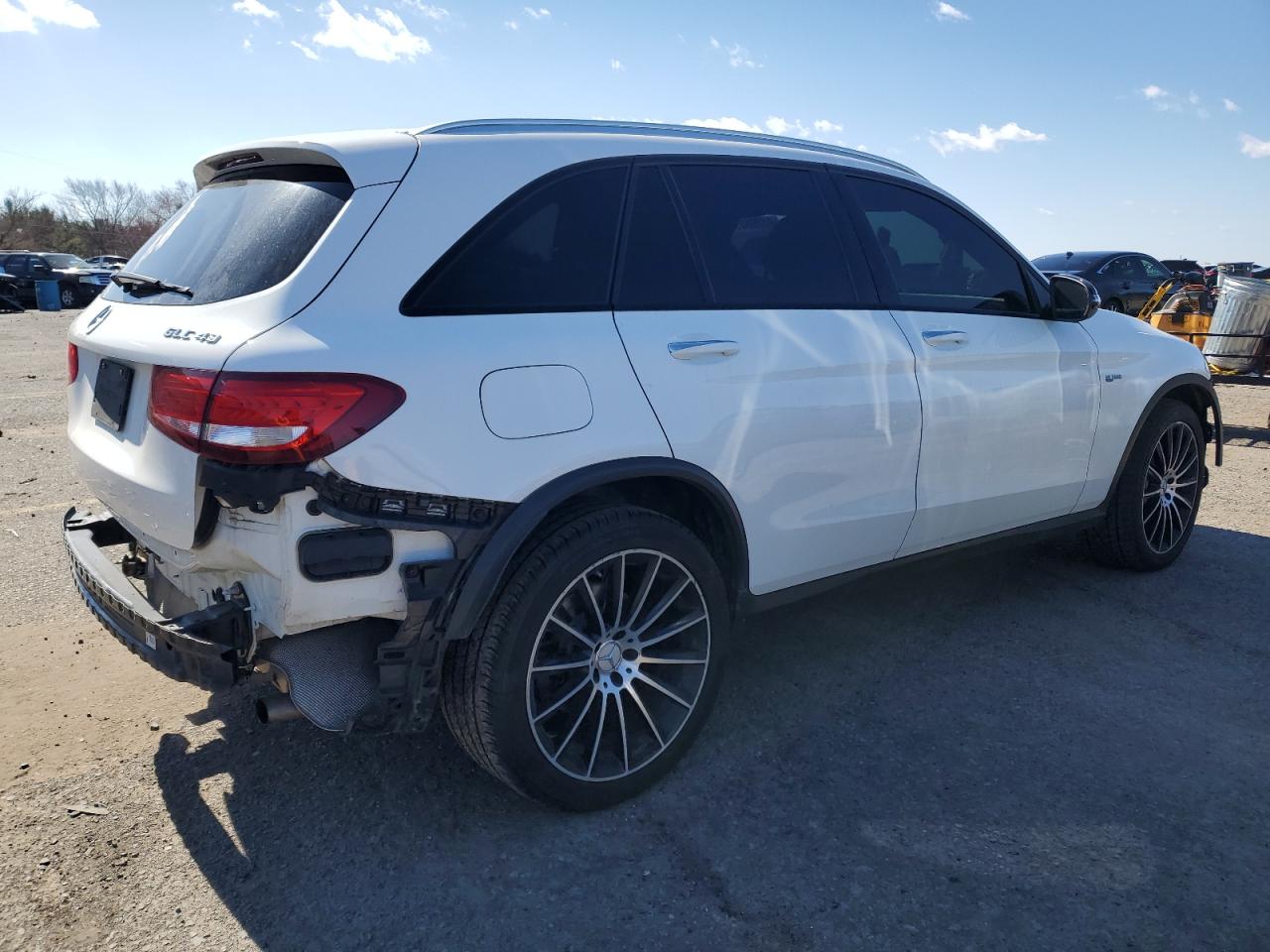 2017 Mercedes-Benz GLC VIN WDC0G6EB8HF154077 Copart auction photo, front end / rear end damage thumbnail 3