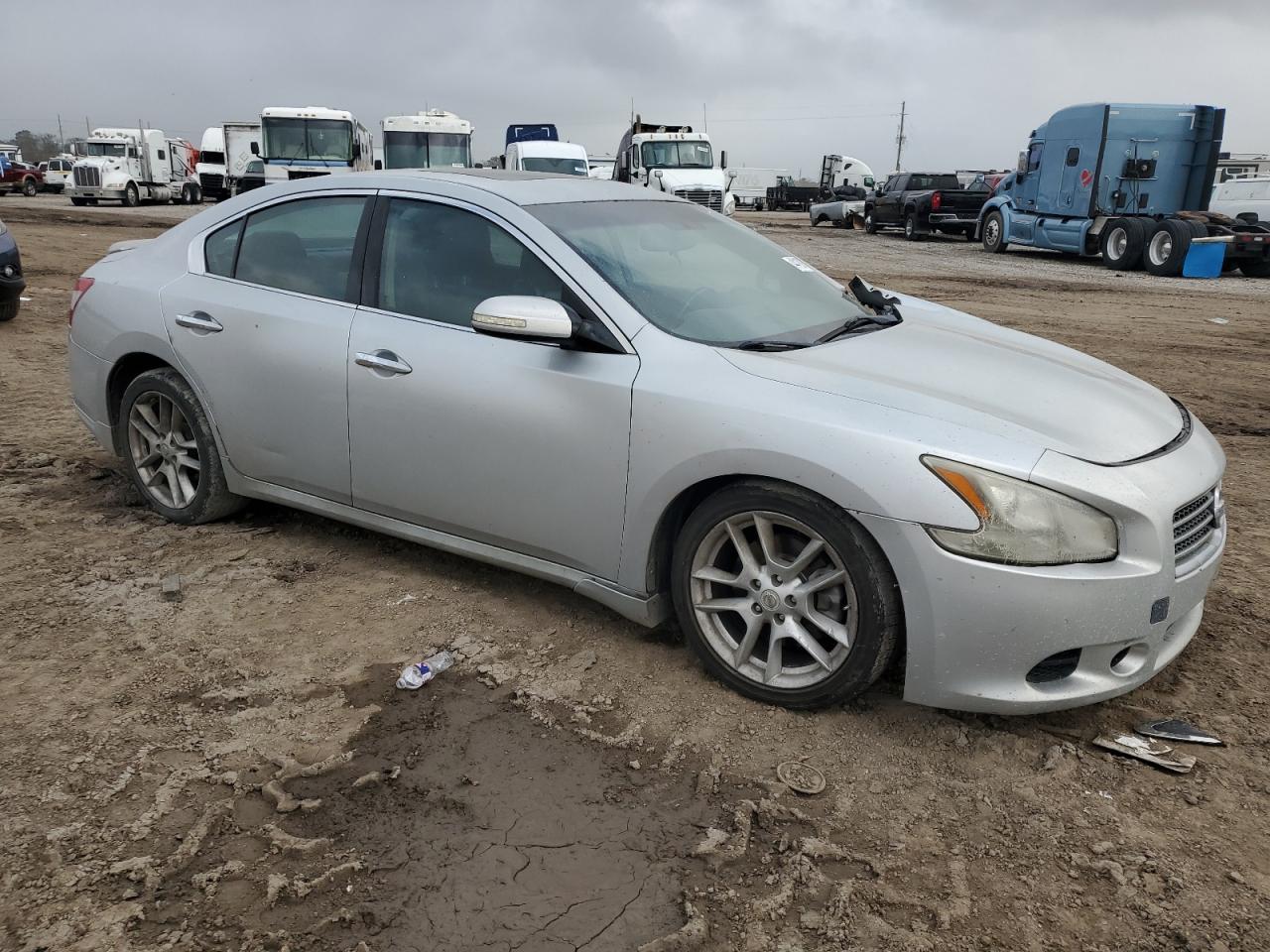 2010 Nissan Maxima VIN 1N4AA5AP0AC861128 Copart auction photo, front end / side damage thumbnail 4
