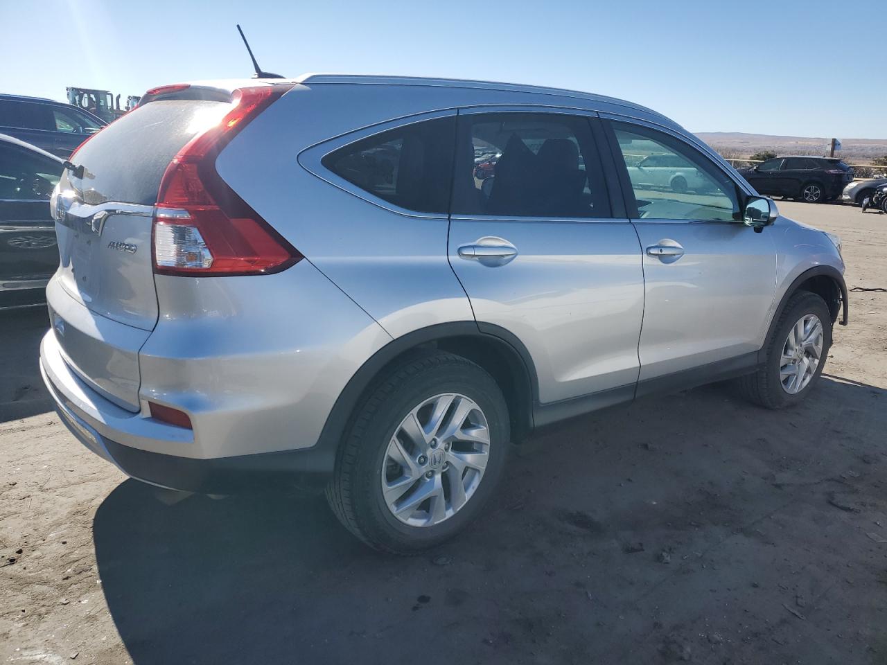 2016 Honda CR-V VIN 2HKRM4H71GH673266 Copart auction photo, front end damage thumbnail 3