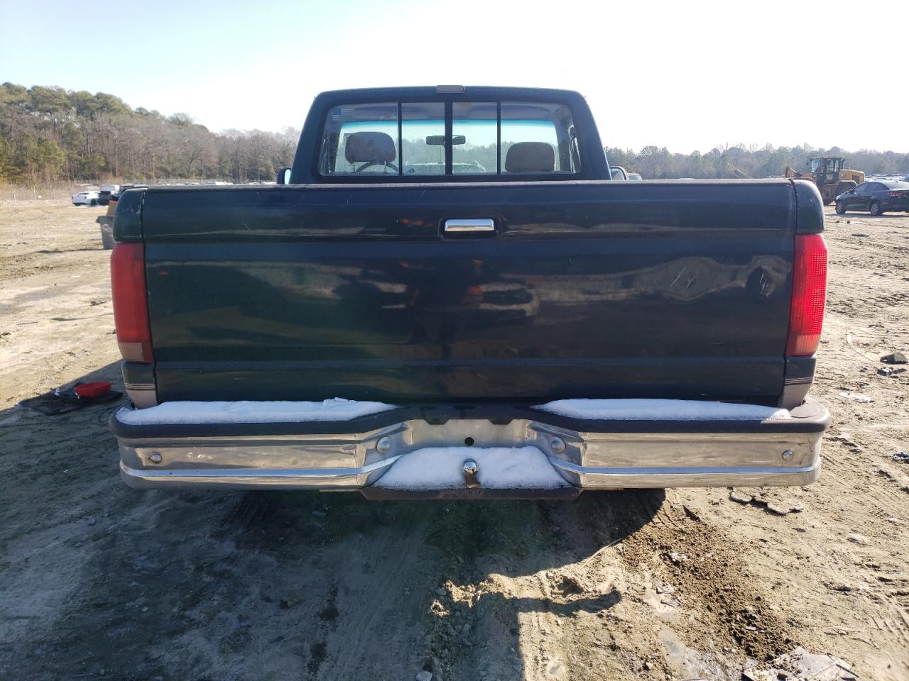 1992 Ford F-150 VIN 1FTEF14N0NNA70012 Copart auction photo, front end / rear end damage thumbnail 6