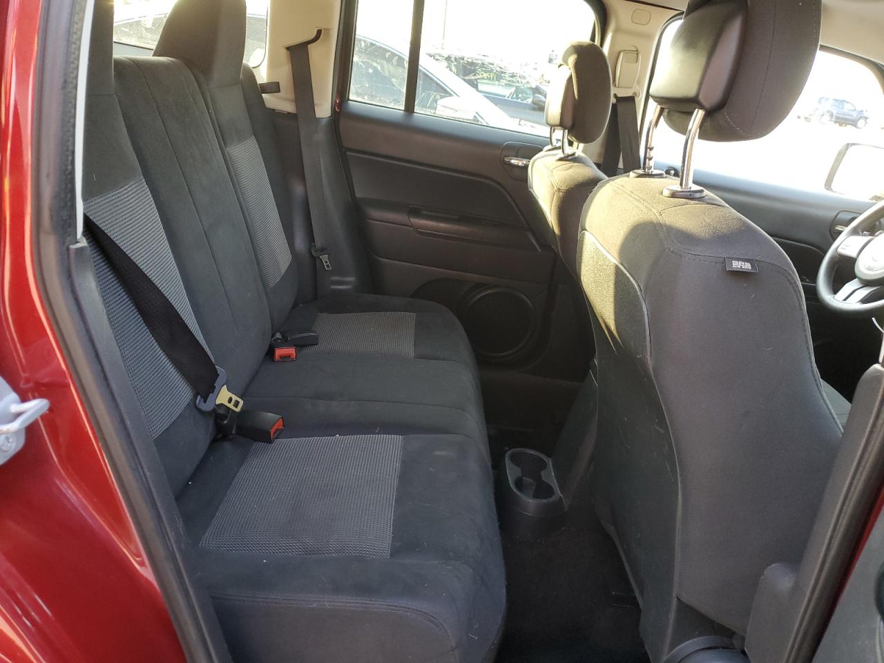 2014 Jeep Liberty (Patriot) VIN 1C4NJPBA0ED690155 Copart auction photo, front end damage thumbnail 11