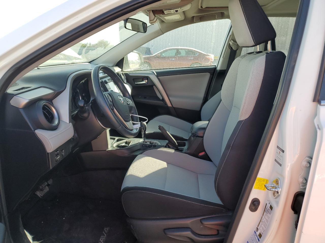 2016 Toyota RAV 4 VIN 2T3RFREV1GW523709 Copart auction photo, rear end / front end damage thumbnail 7