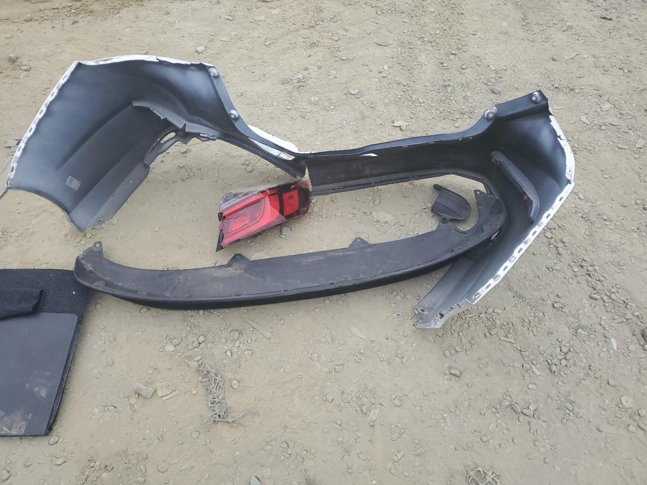 2019 Honda Insight VIN 19XZE4F57KE004348 Copart auction photo, rear end damage thumbnail 12
