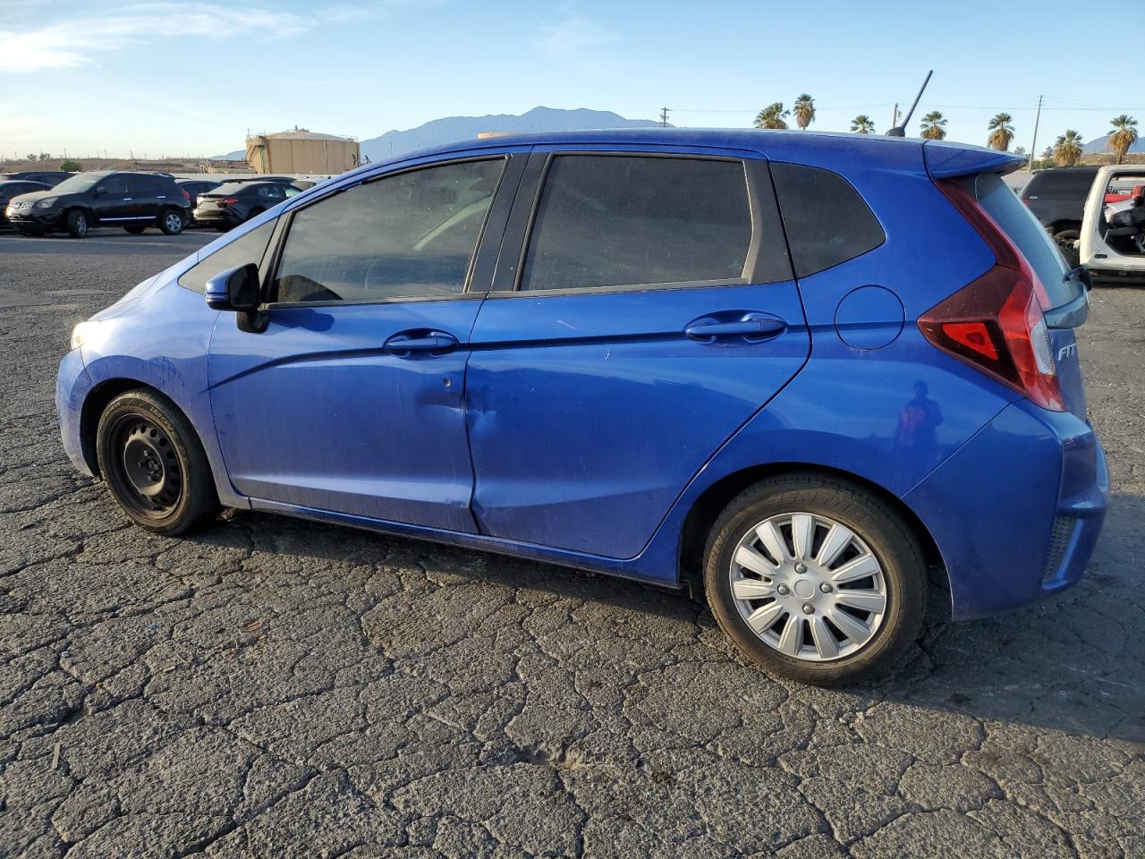 2017 Honda Fit VIN 3HGGK5G5XHM703204 Copart auction photo, side damage thumbnail 2