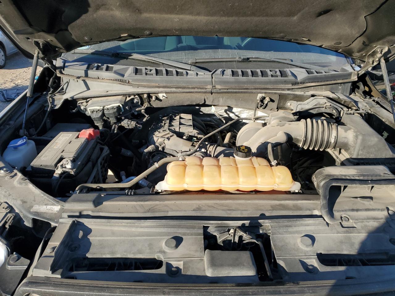 2017 Ford F-150 VIN 1FTEW1E83HKD81786 Copart auction photo, rear end damage thumbnail 11