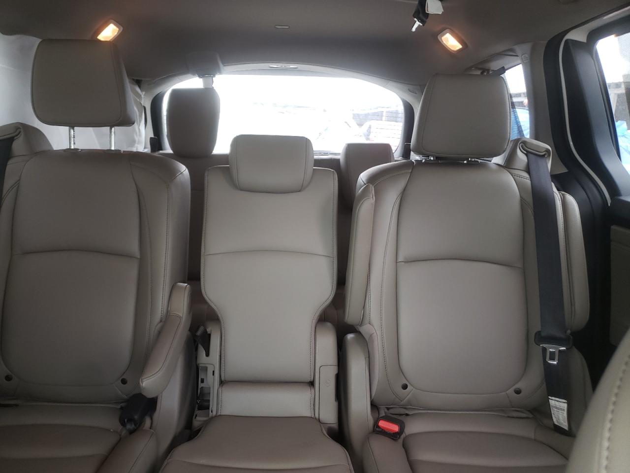 2021 Honda Odyssey VIN 5FNRL6H86MB018943 Copart auction photo, front end / side damage thumbnail 10