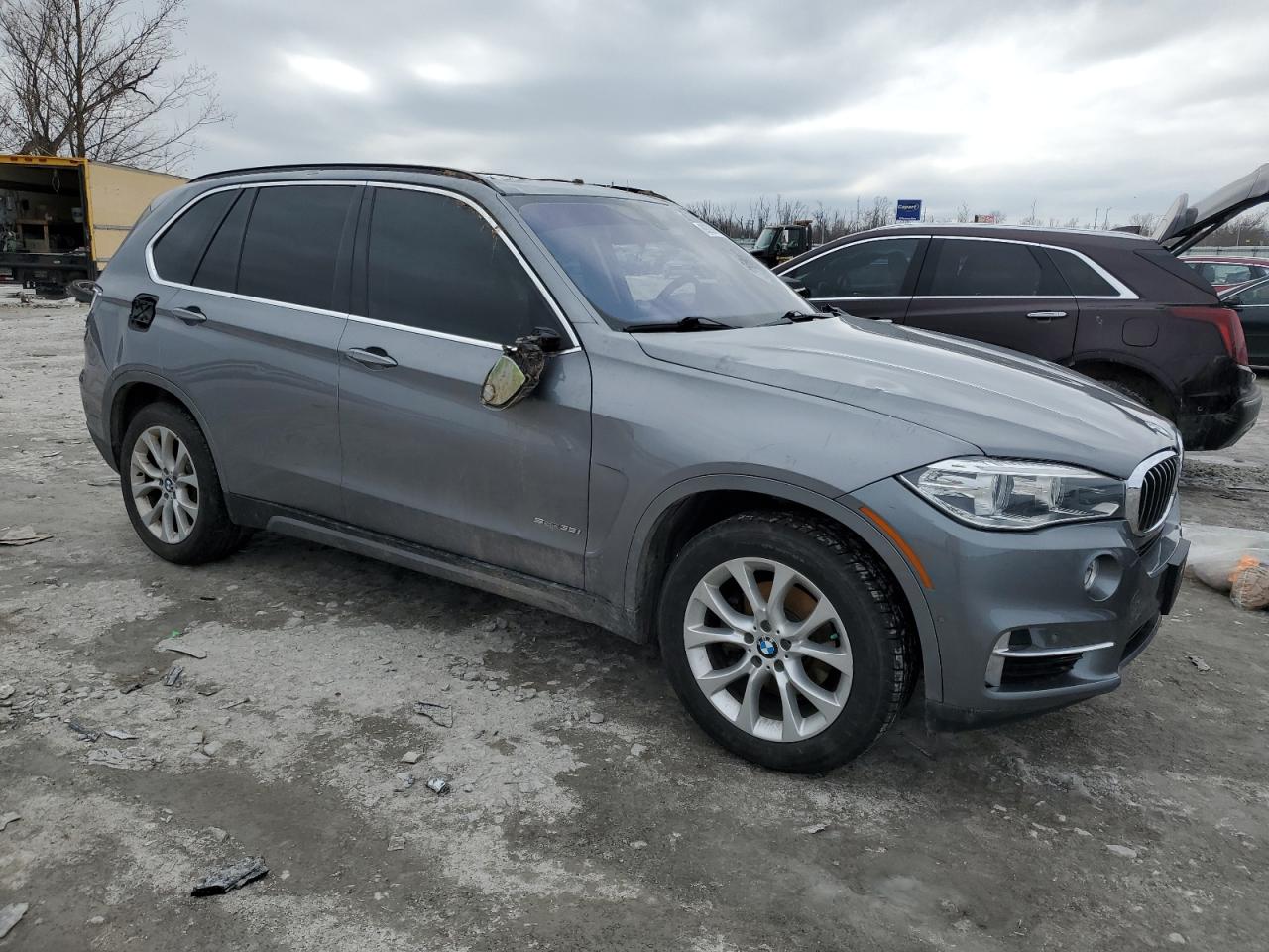 2015 BMW X5 VIN 5UXKR2C52F0H37843 Copart auction photo, rollover damage thumbnail 4