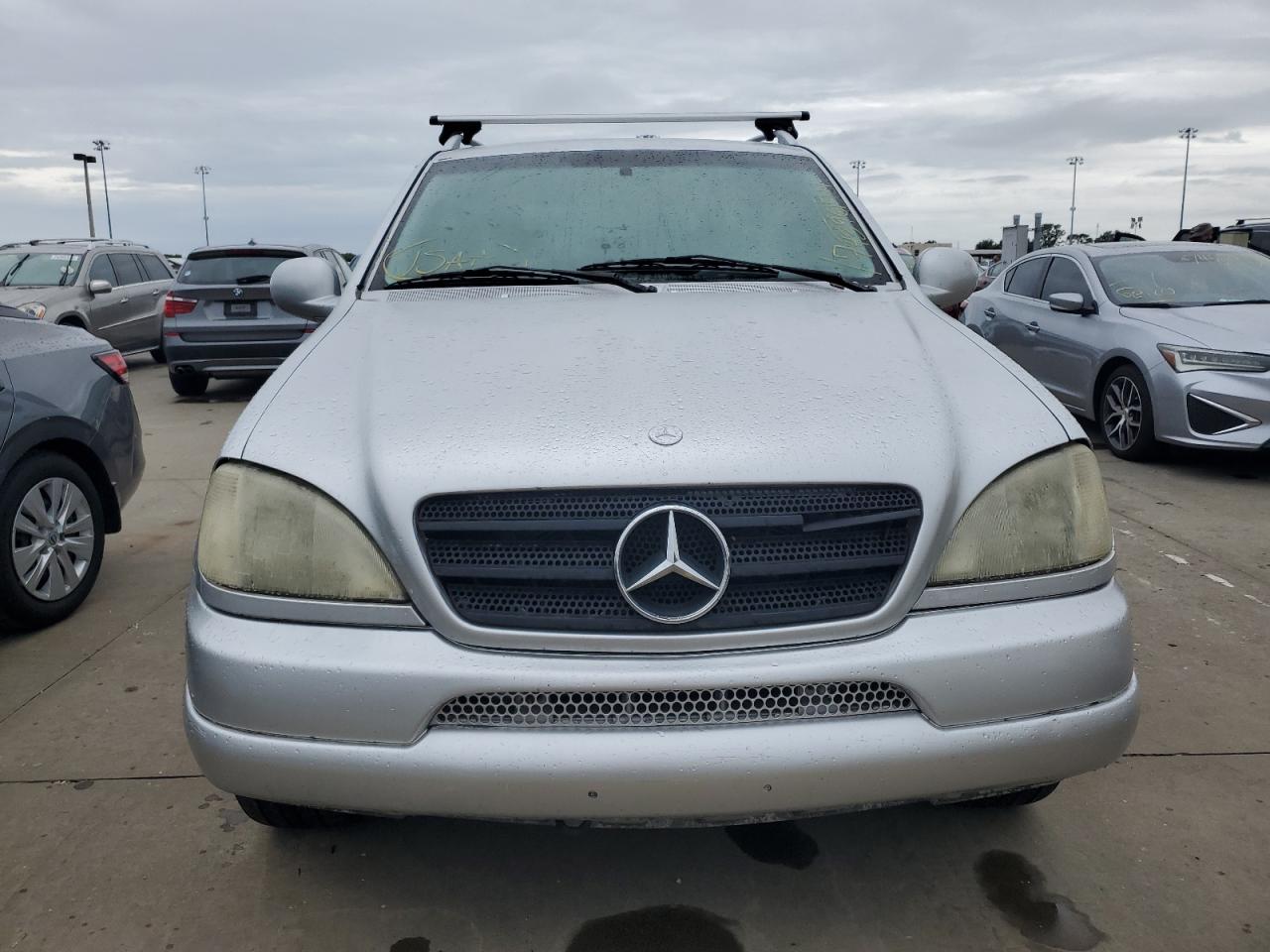 1999 Mercedes-Benz M-klasse VIN 4JGAB54E3XA071629 Copart auction photo, water/flood damage thumbnail 5