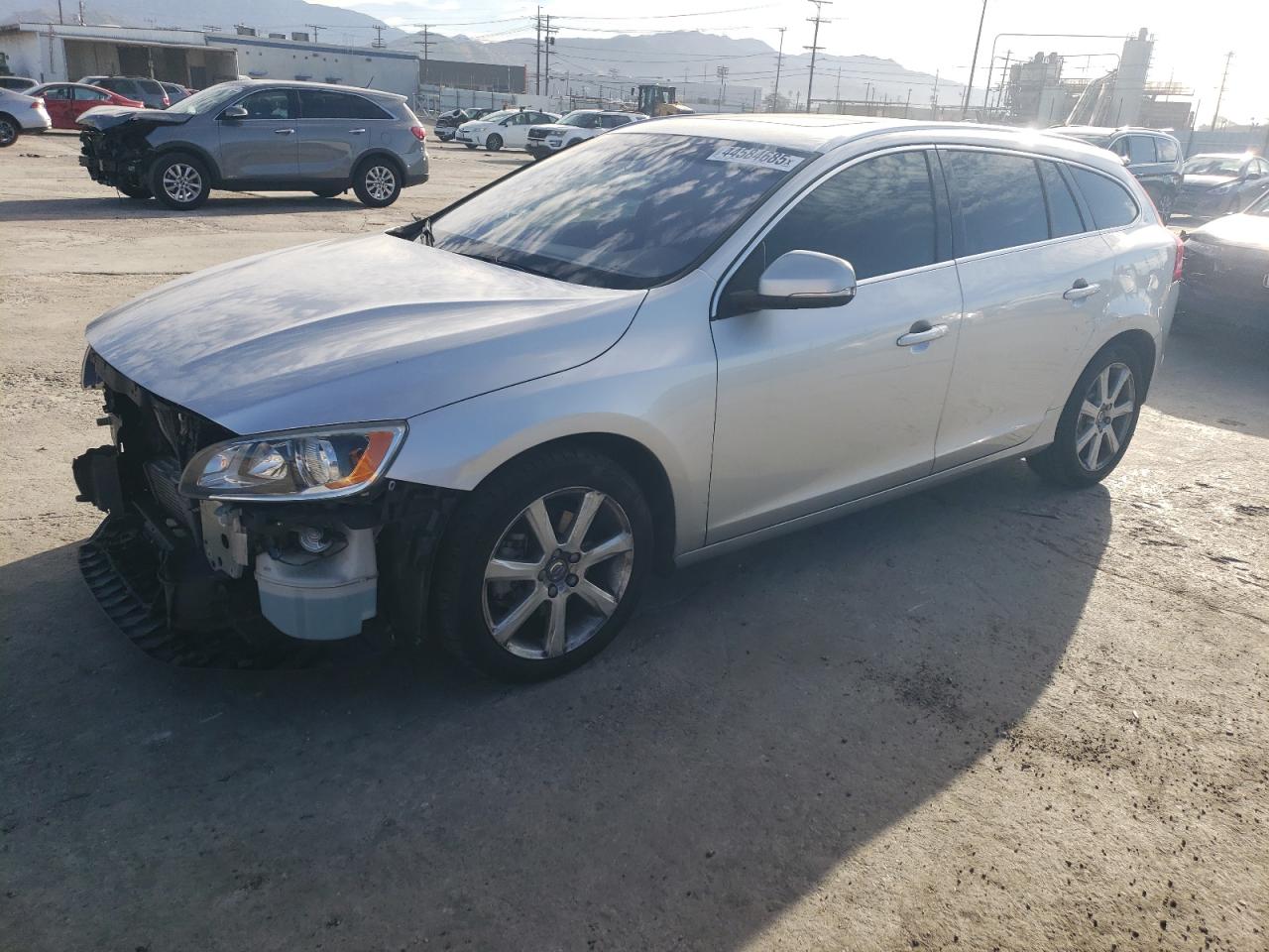 2017 Volvo V60 VIN YV140MEK9H1372844 - Copart auction photo
