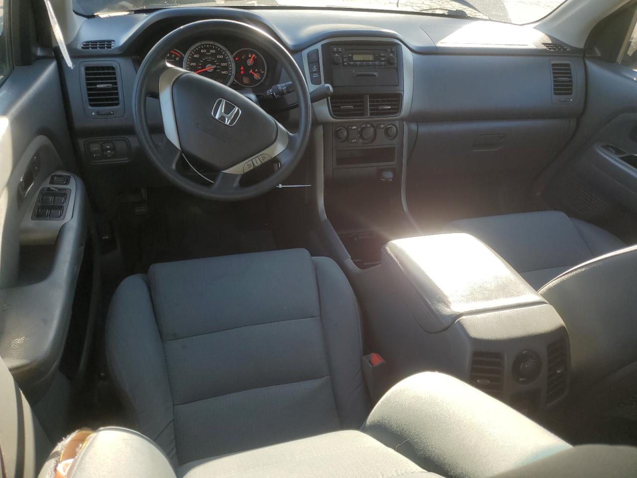 2006 Honda Pilot VIN 2HKYF18176H528375 Copart auction photo, rear end / side damage thumbnail 8